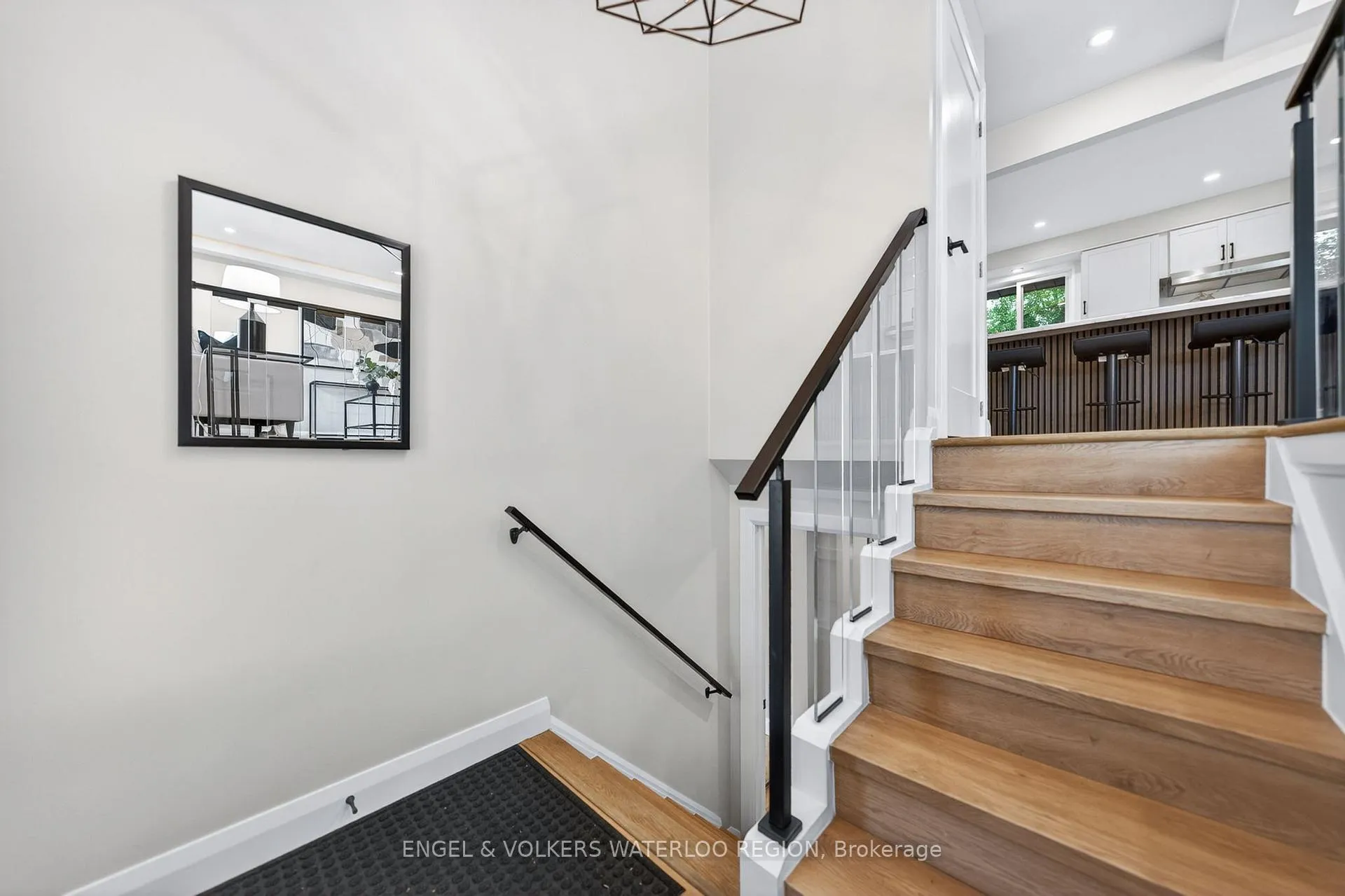 Photo 5 of 627 Glen Forrest Boulevard, Waterloo — HOMEH