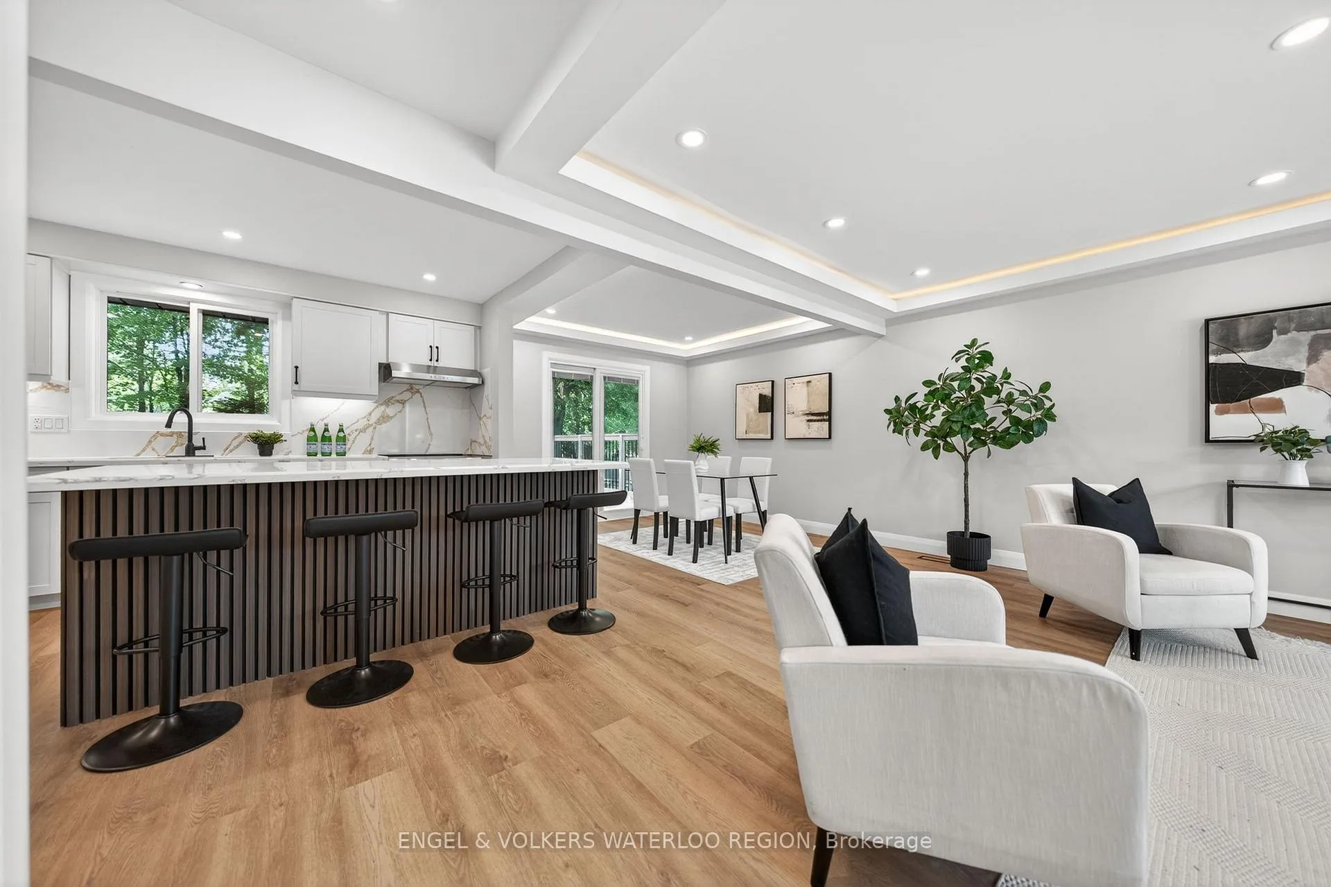 Photo 6 of 627 Glen Forrest Boulevard, Waterloo — HOMEH
