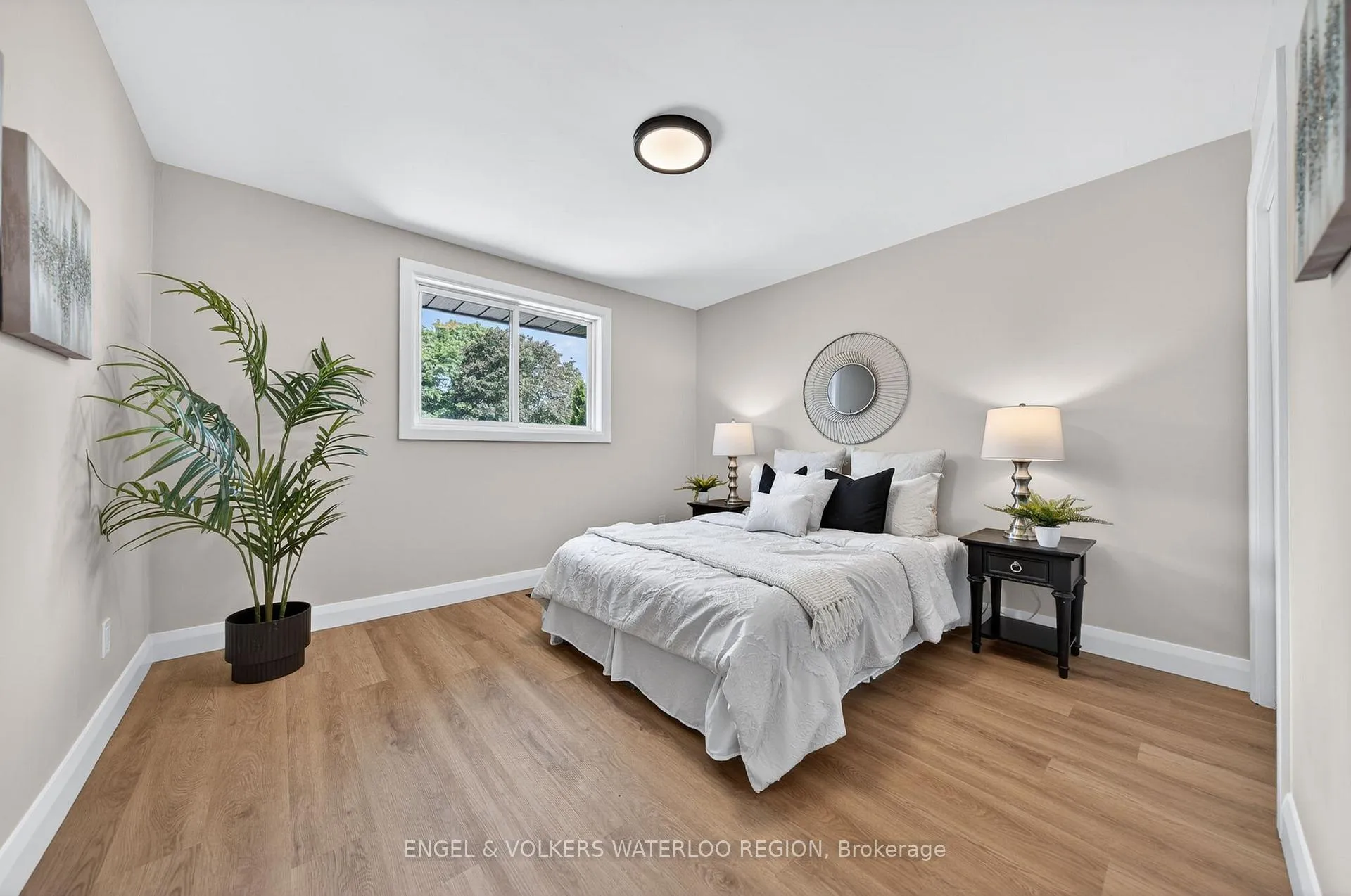 Photo 19 of 627 Glen Forrest Boulevard, Waterloo — HOMEH