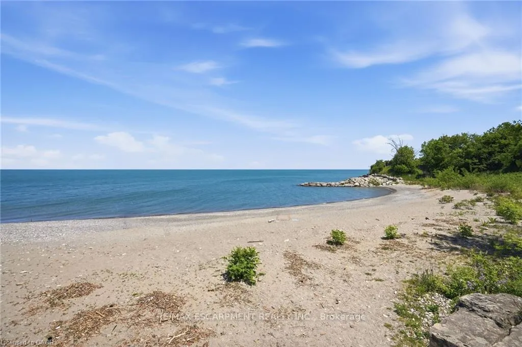 Photo 21 of Unit 619, 16 Concord Place, Grimsby, Grimsby Beach — HOMEH