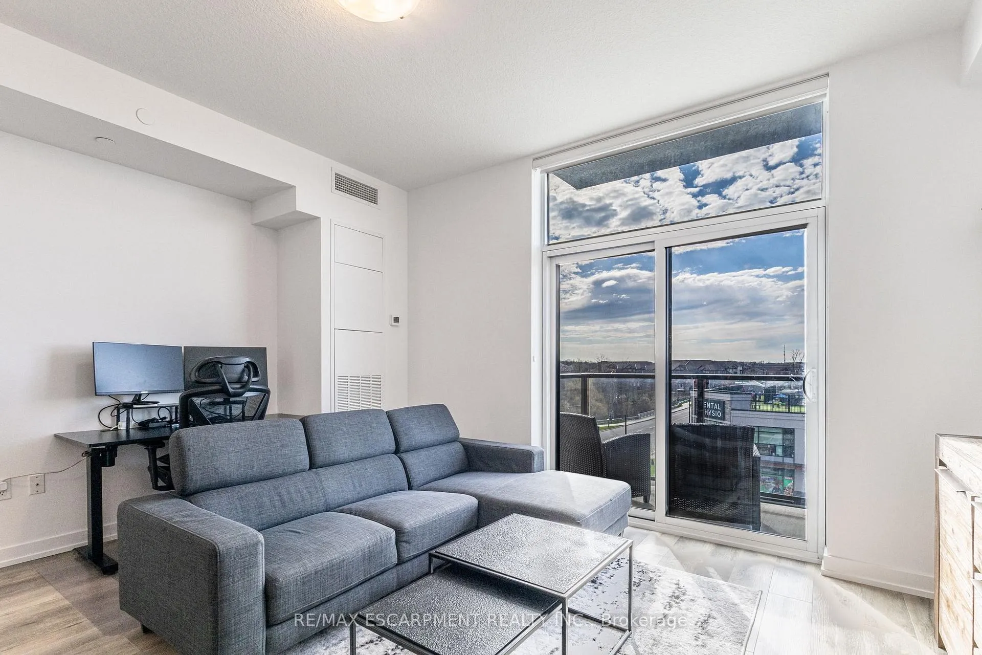 Photo 13 of Unit 438, 10 Mallard Trail, Hamilton, Waterdown — HOMEH