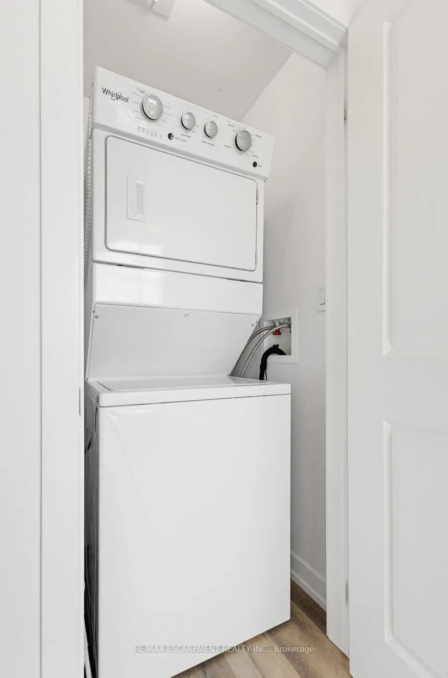 Photo 21 of Unit 438, 10 Mallard Trail, Hamilton, Waterdown — HOMEH
