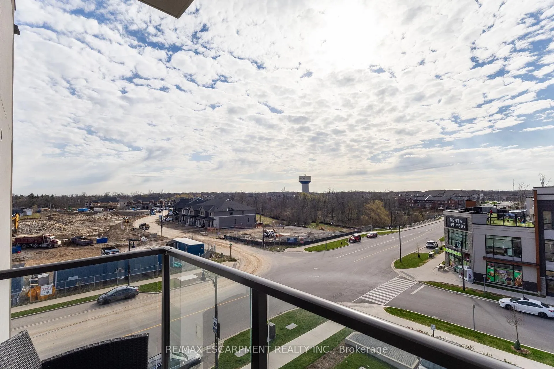 Photo 22 of Unit 438, 10 Mallard Trail, Hamilton, Waterdown — HOMEH