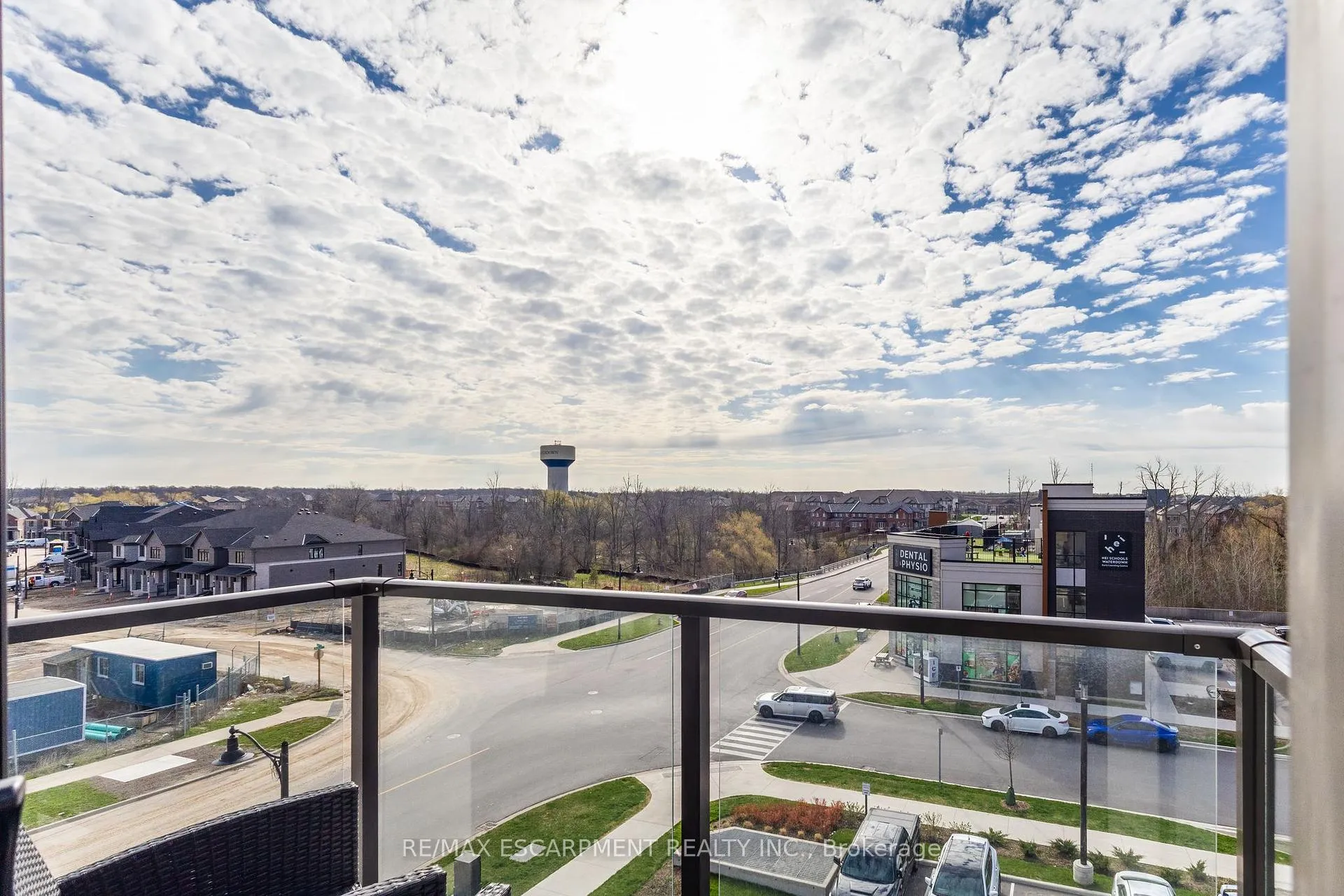 Photo 30 of Unit 438, 10 Mallard Trail, Hamilton, Waterdown — HOMEH