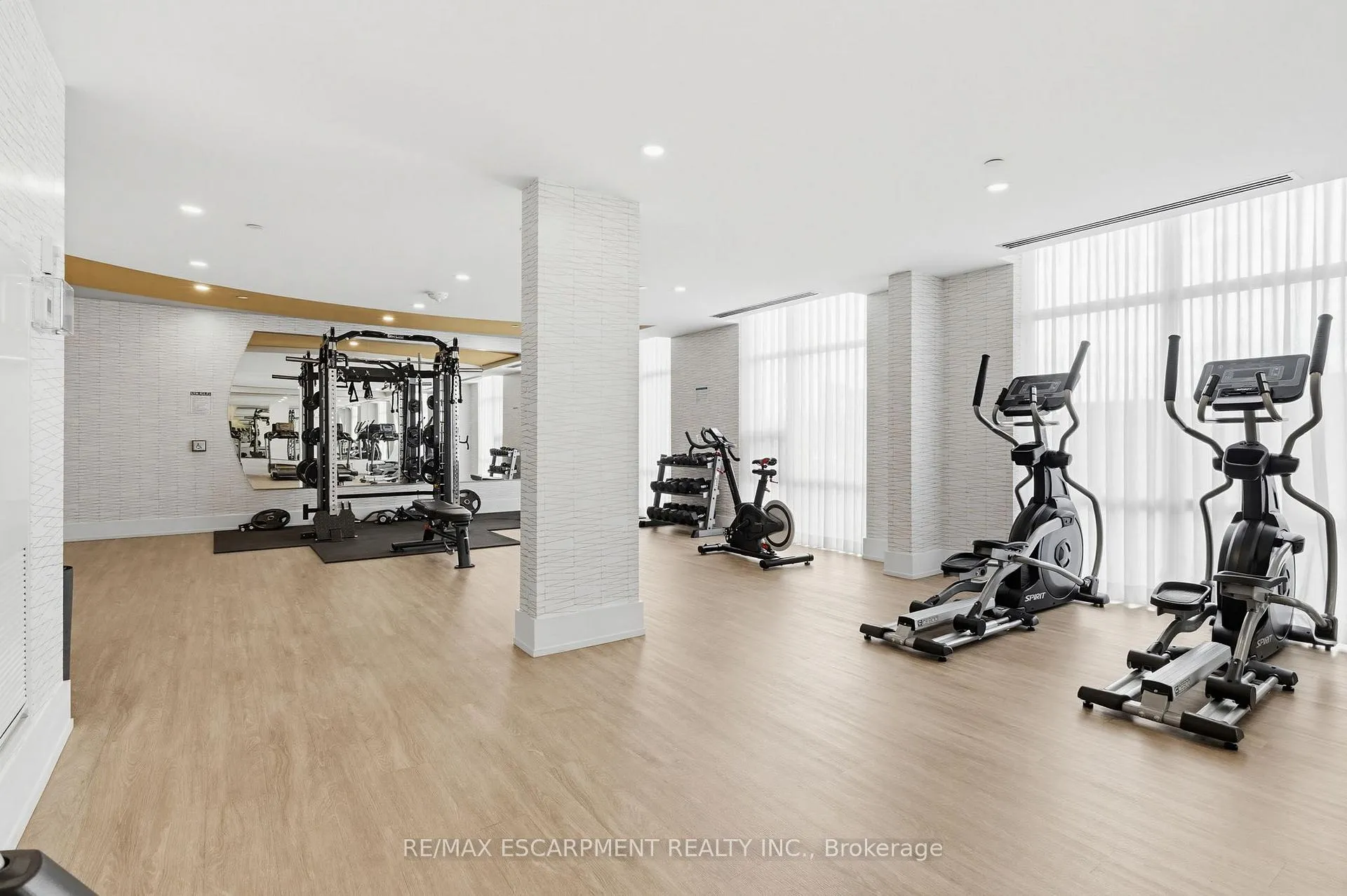 Photo 33 of Unit 438, 10 Mallard Trail, Hamilton, Waterdown — HOMEH