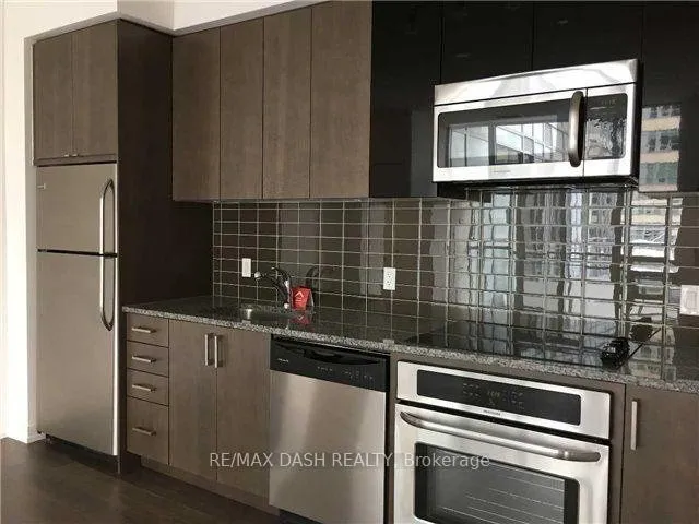 Photo 5 of 89 Dunfield Avenue, Toronto, Mount Pleasant West — HOMEH