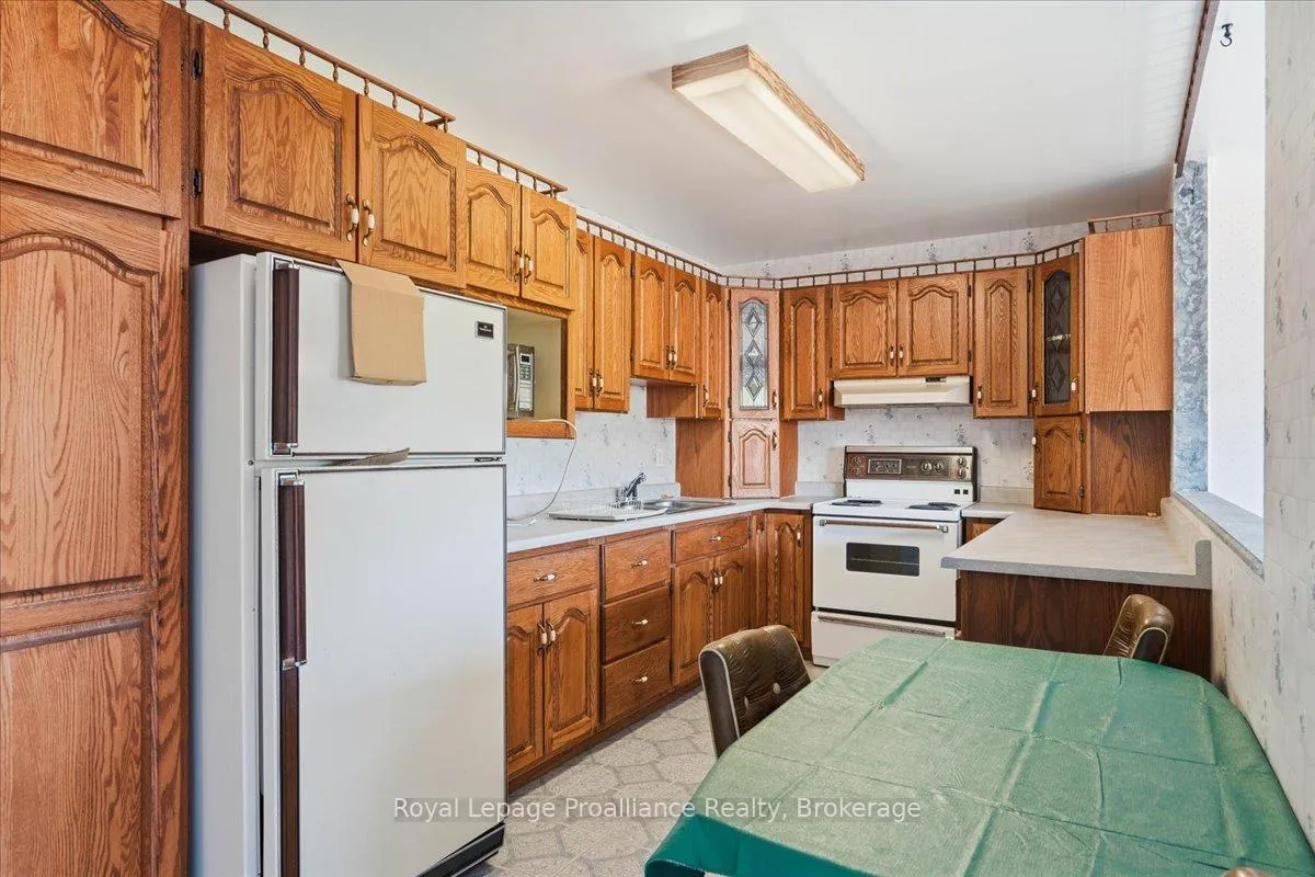 Photo 4 of 1401 Vanderwater Road, Tweed, Hungerford (Twp) — HOMEH