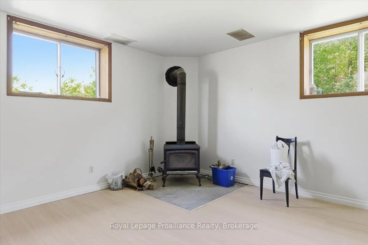 Photo 17 of 1401 Vanderwater Road, Tweed, Hungerford (Twp) — HOMEH
