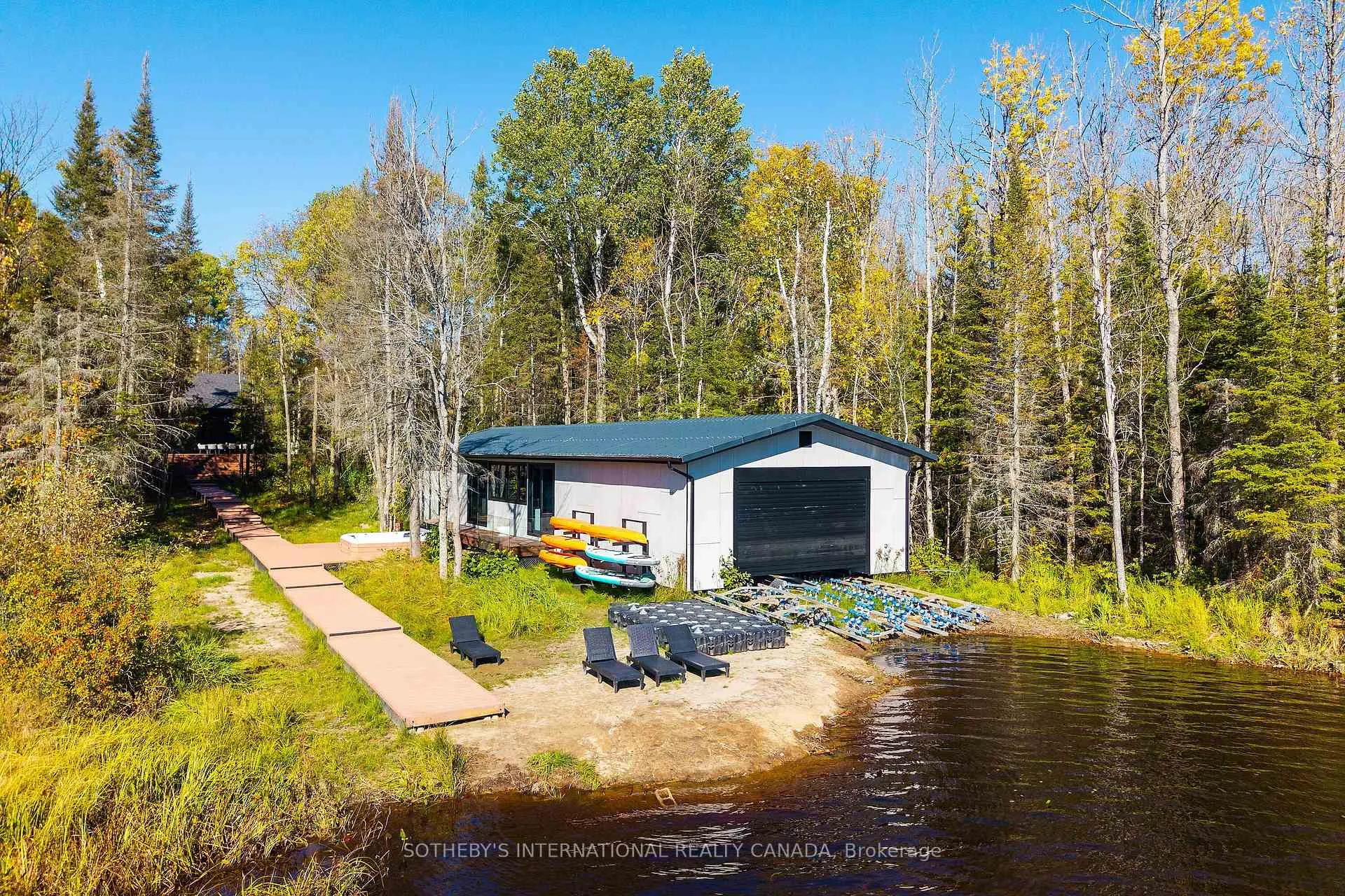 Photo 8 of 1445 Pickerel Jack Lake Road E, Burk's Falls — HOMEH