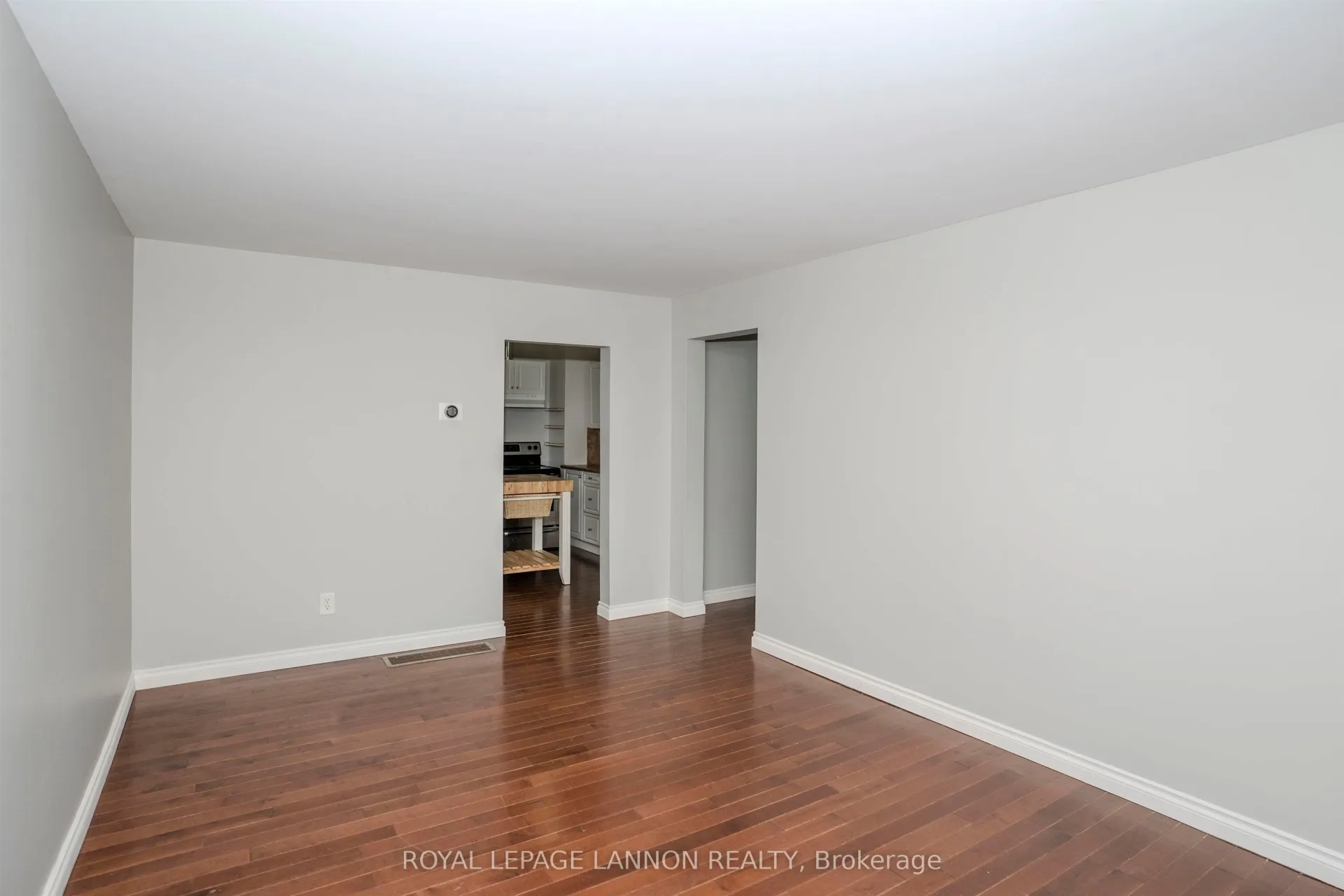 Photo 15 of 138 Windemere Ave. S. S, Thunder Bay, West End — HOMEH