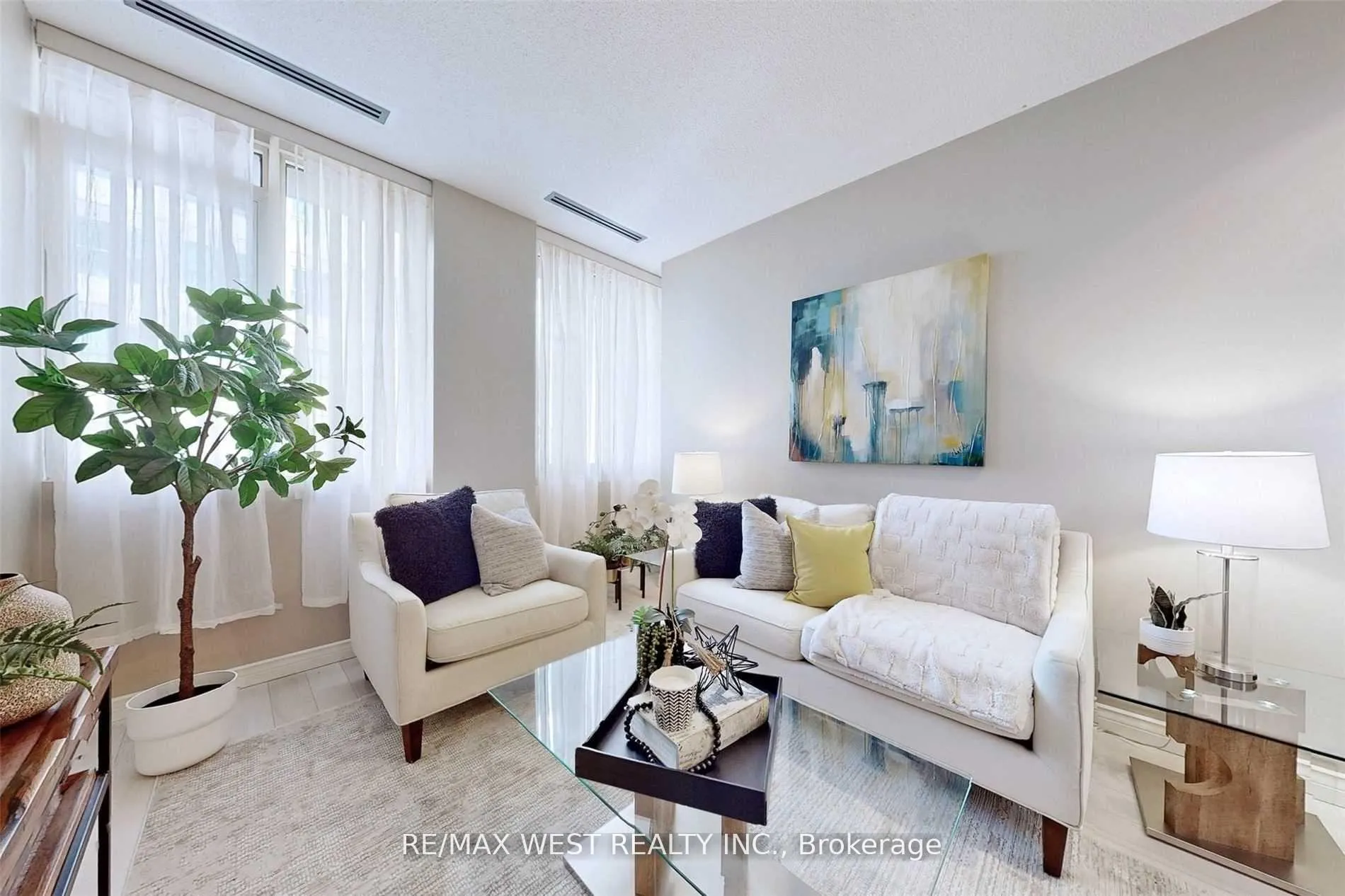 Photo 3 of Unit 604, 555 Yonge Street, Toronto, Church-Yonge Corridor — HOMEH