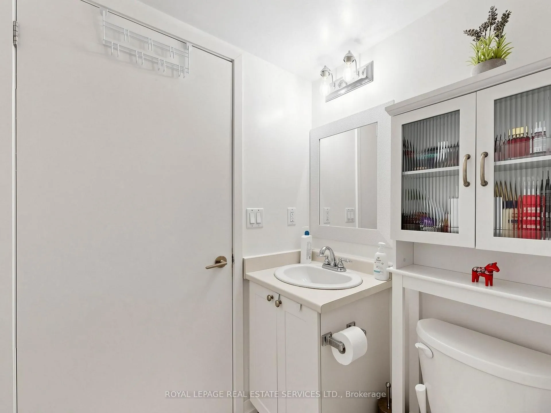 Photo 13 of Unit 728, 812 Lansdowne Avenue, Toronto, Dovercourt-Wallace Emerson-Junction — HOMEH