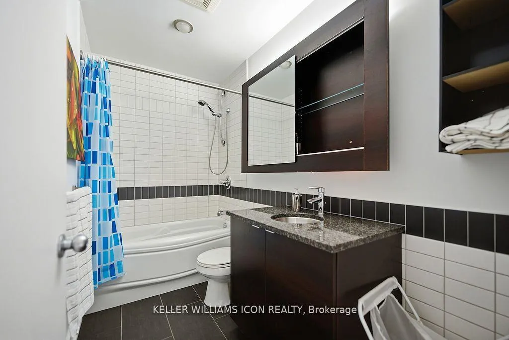 Photo 21 of Unit 1301, 324 Laurier Avenue W, Ottawa, Ottawa Centre — HOMEH