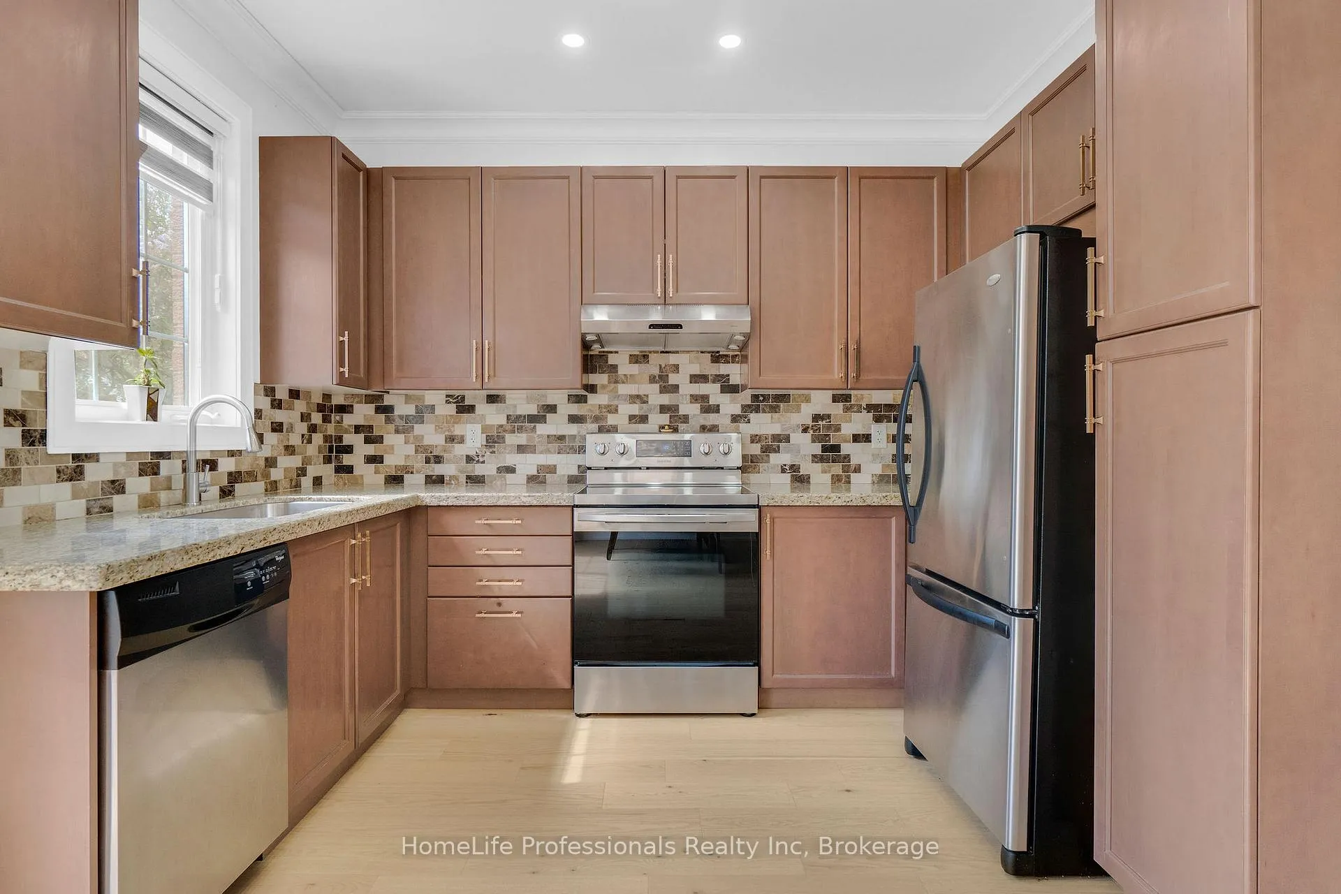 Photo 20 of 62 Torah Gate, Vaughan, Patterson — HOMEH