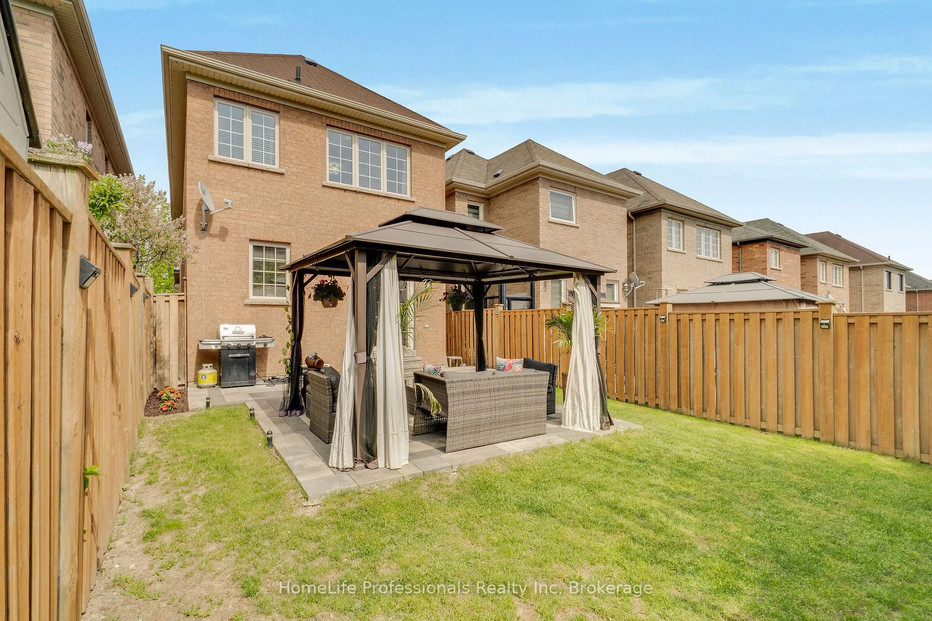 Photo 41 of 62 Torah Gate, Vaughan, Patterson — HOMEH