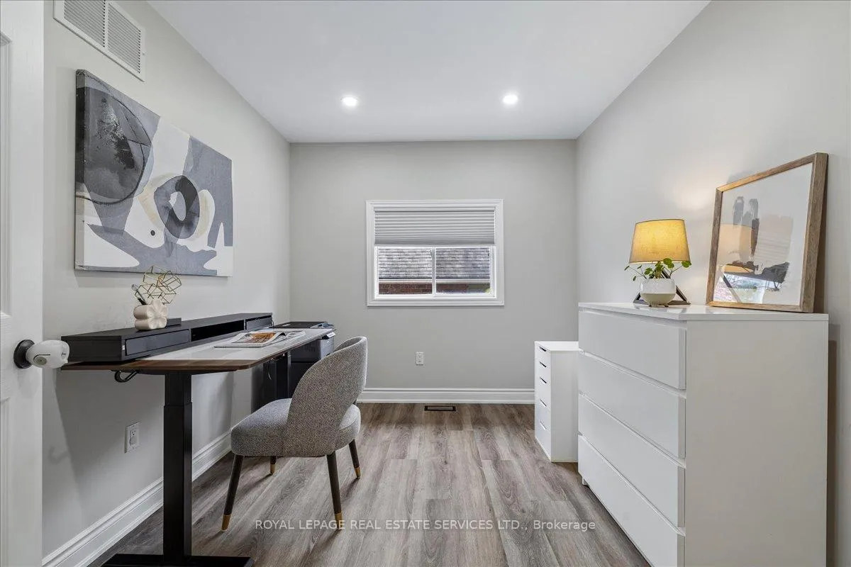Photo 22 of 147 Valridge Drive, Hamilton, Ancaster — HOMEH