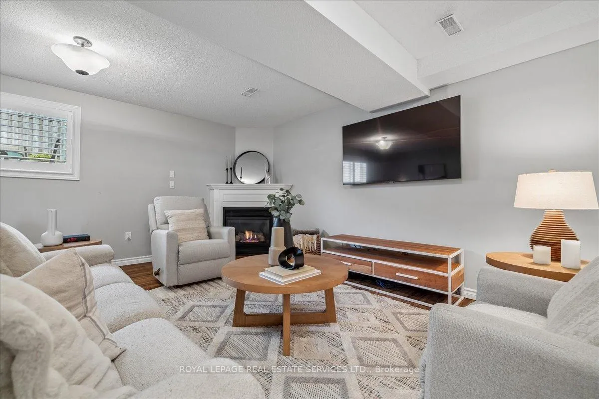 Photo 28 of 147 Valridge Drive, Hamilton, Ancaster — HOMEH