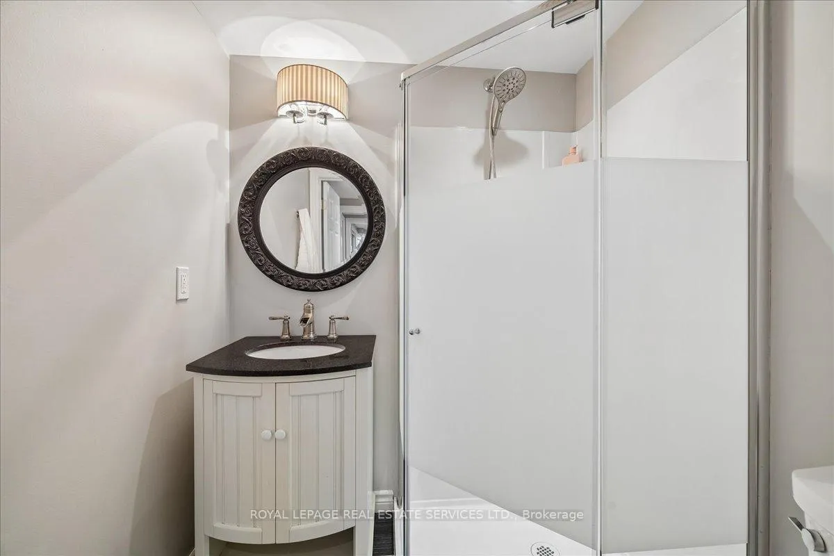 Photo 35 of 147 Valridge Drive, Hamilton, Ancaster — HOMEH