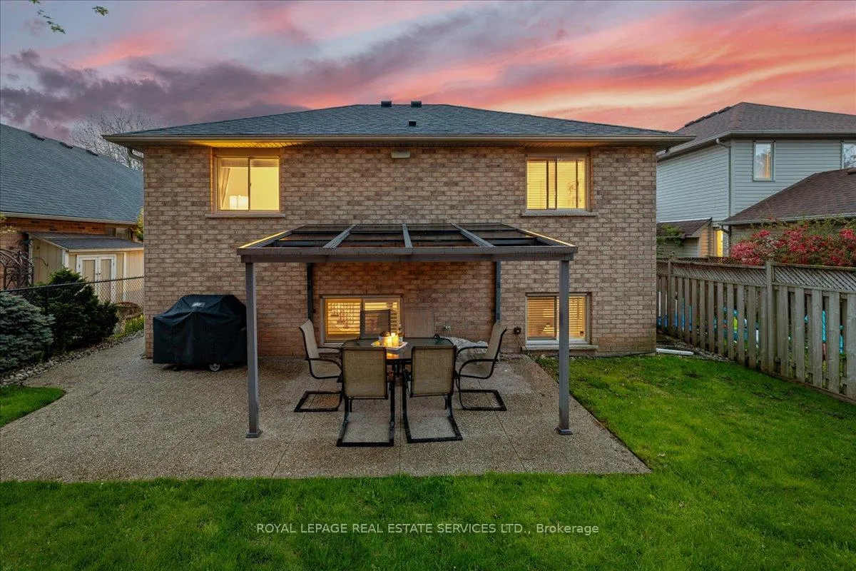 Photo 43 of 147 Valridge Drive, Hamilton, Ancaster — HOMEH