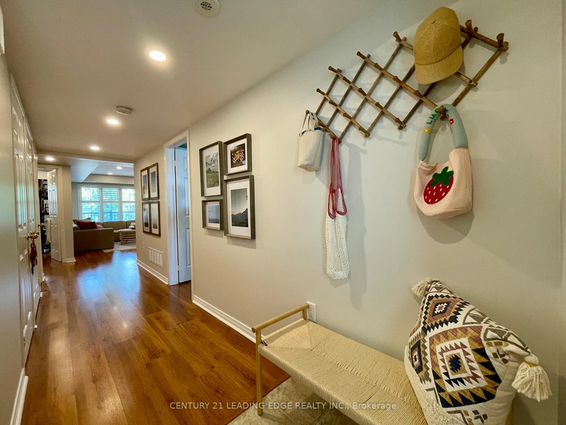 Photo 3 of 2083 Bur Oak Avenue, Markham, Greensborough — HOMEH