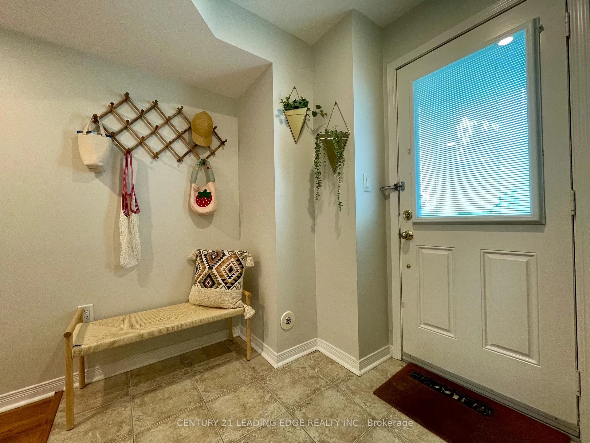 Photo 4 of 2083 Bur Oak Avenue, Markham, Greensborough — HOMEH