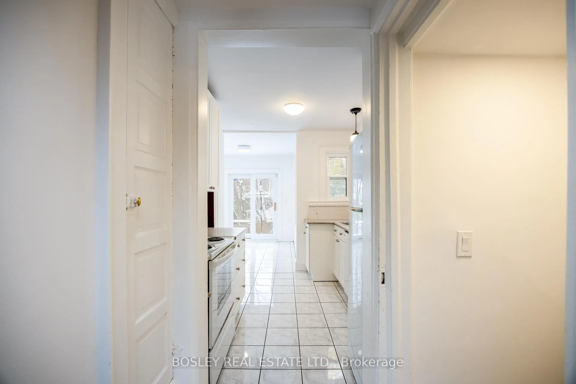 Photo 21 of 88 Manor Road E, Toronto, Mount Pleasant West — HOMEH