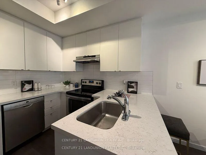 Photo 16 of Unit 57, 300 Alex Gardner Circle, Aurora, Aurora Village — HOMEH