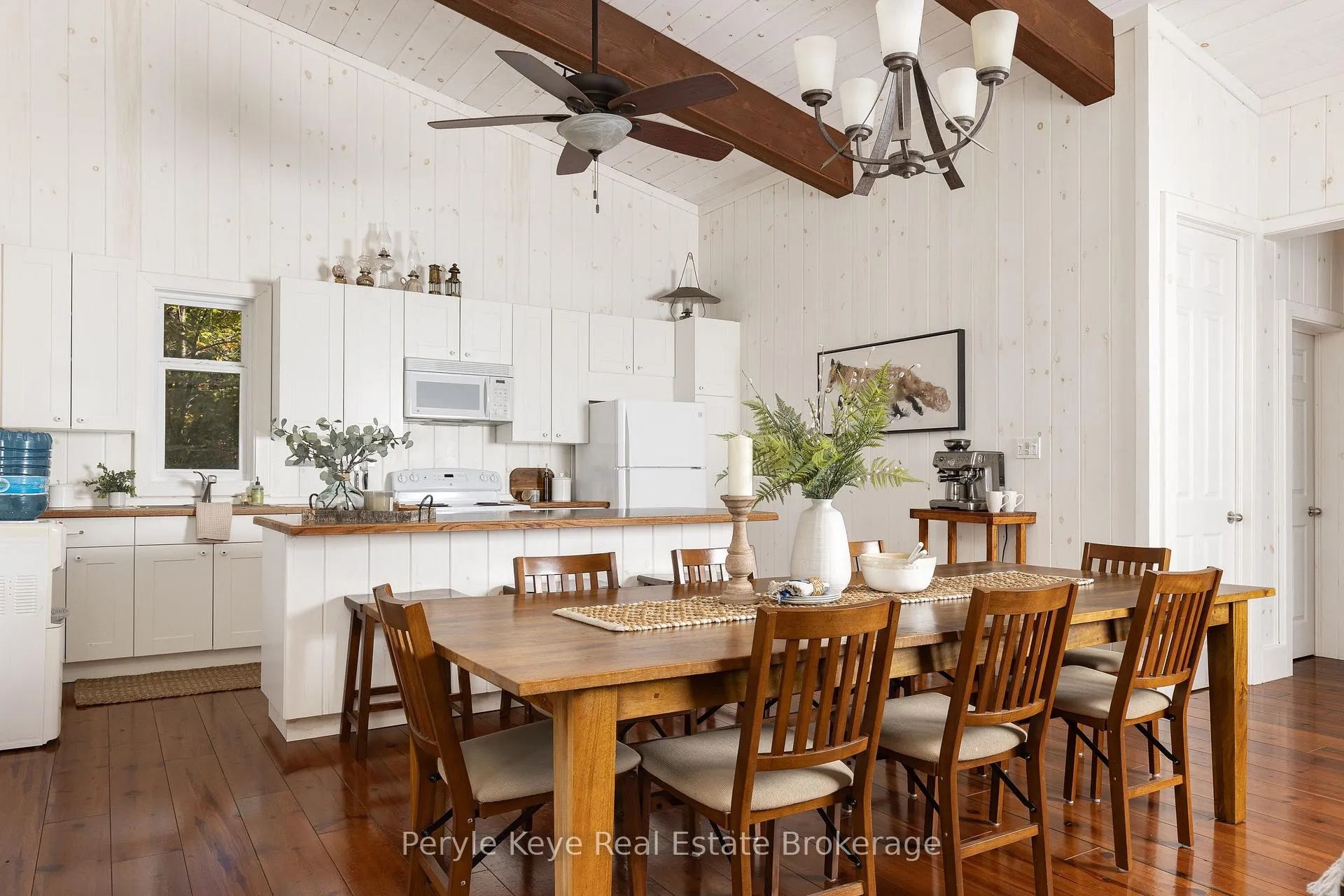 Photo 16 of 1127 Whispering Pines Trail, Bracebridge, Oakley — HOMEH