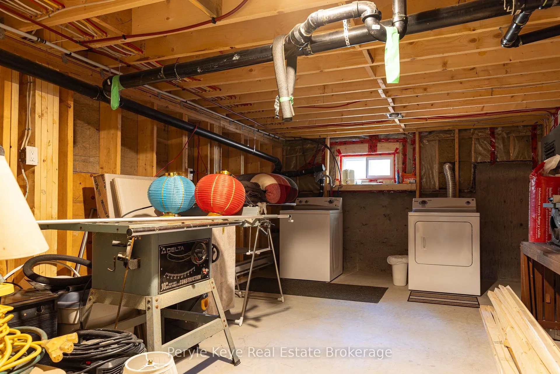 Photo 31 of 1127 Whispering Pines Trail, Bracebridge, Oakley — HOMEH