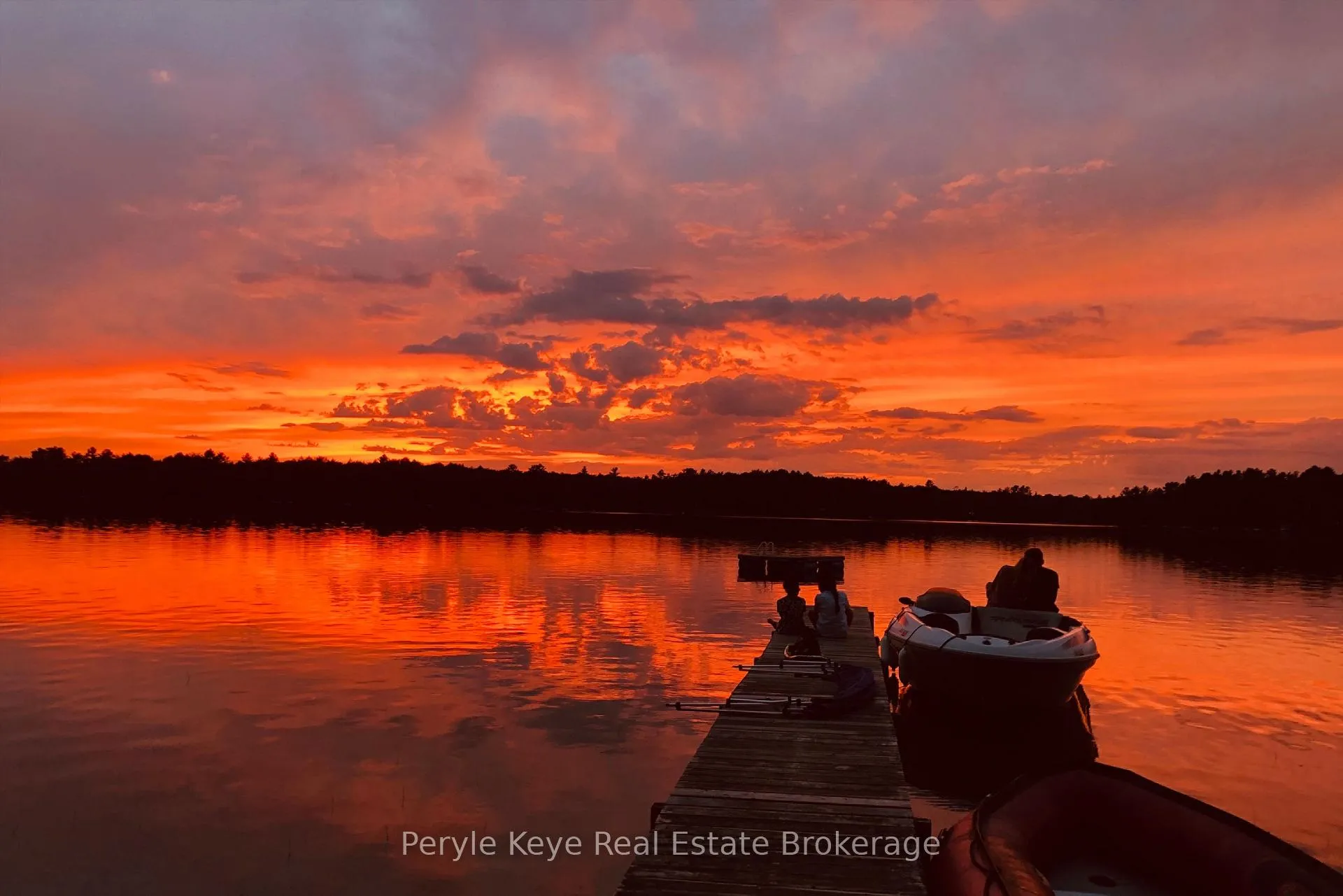 Photo 45 of 1127 Whispering Pines Trail, Bracebridge, Oakley — HOMEH