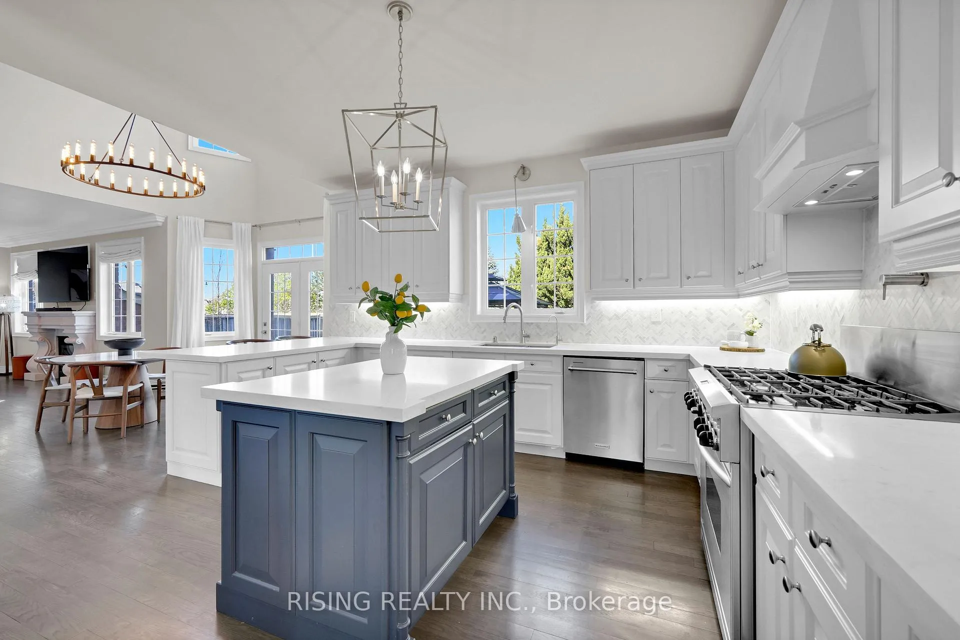 Photo 14 of 22 Jacob Brill Crescent, Brampton, Bram West — HOMEH