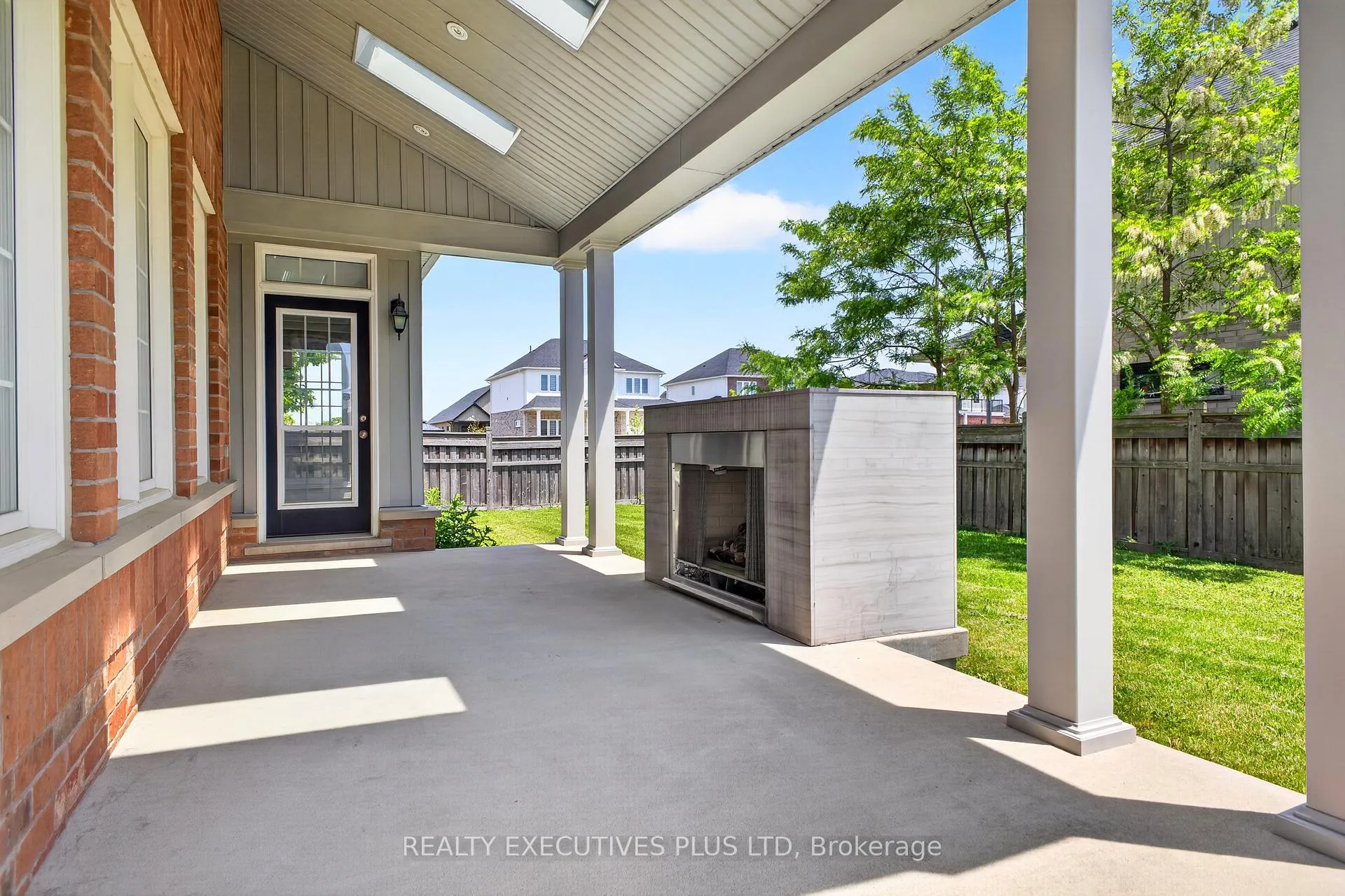 Photo 5 of 1 Sunset Way, Thorold, Rolling Meadows — HOMEH
