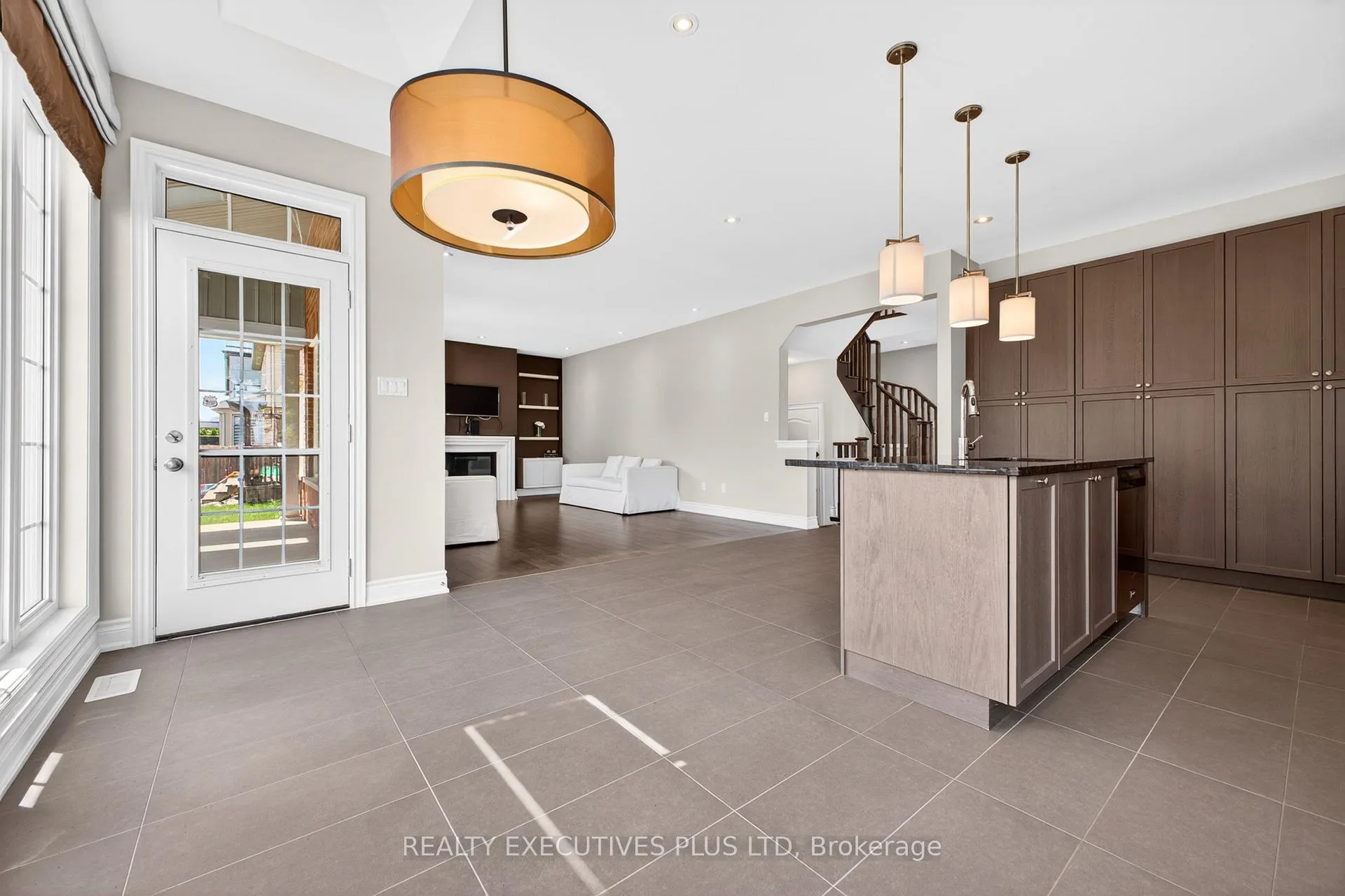 Photo 15 of 1 Sunset Way, Thorold, Rolling Meadows — HOMEH