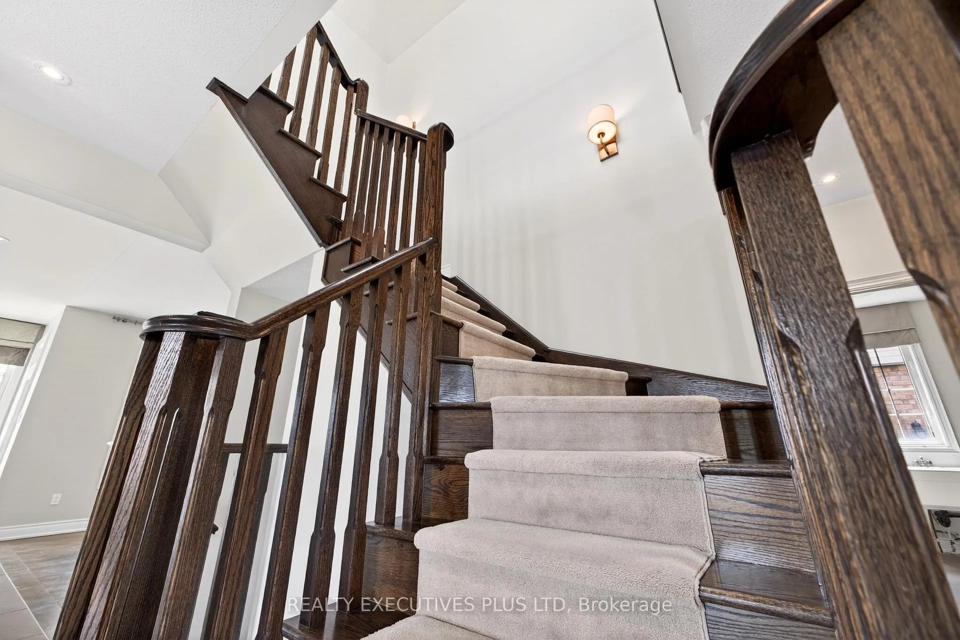 Photo 21 of 1 Sunset Way, Thorold, Rolling Meadows — HOMEH