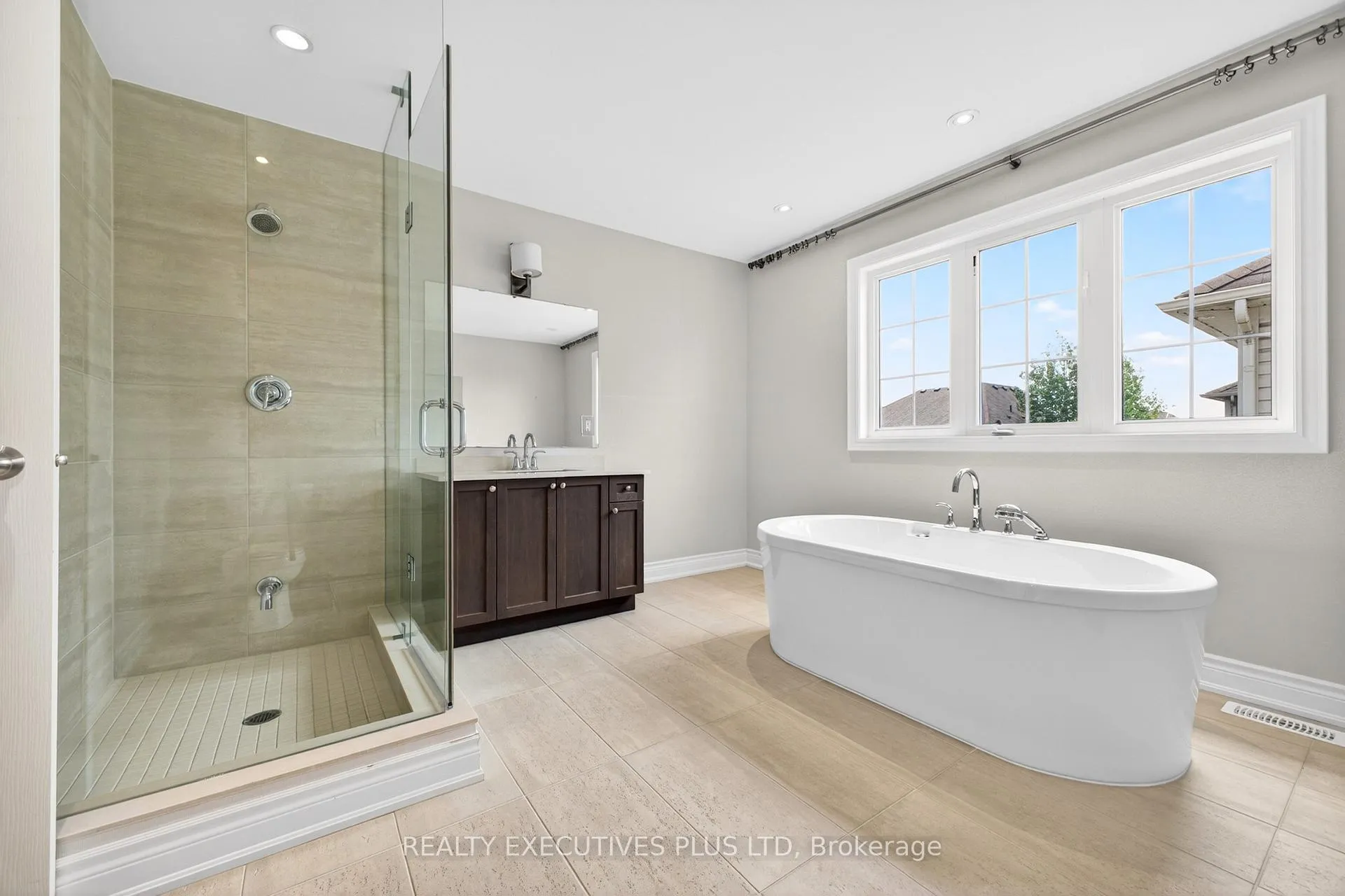 Photo 26 of 1 Sunset Way, Thorold, Rolling Meadows — HOMEH
