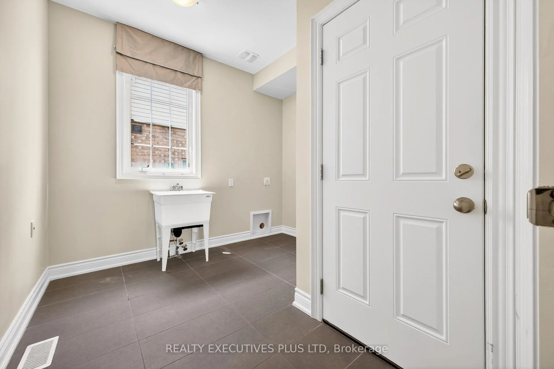 Photo 40 of 1 Sunset Way, Thorold, Rolling Meadows — HOMEH
