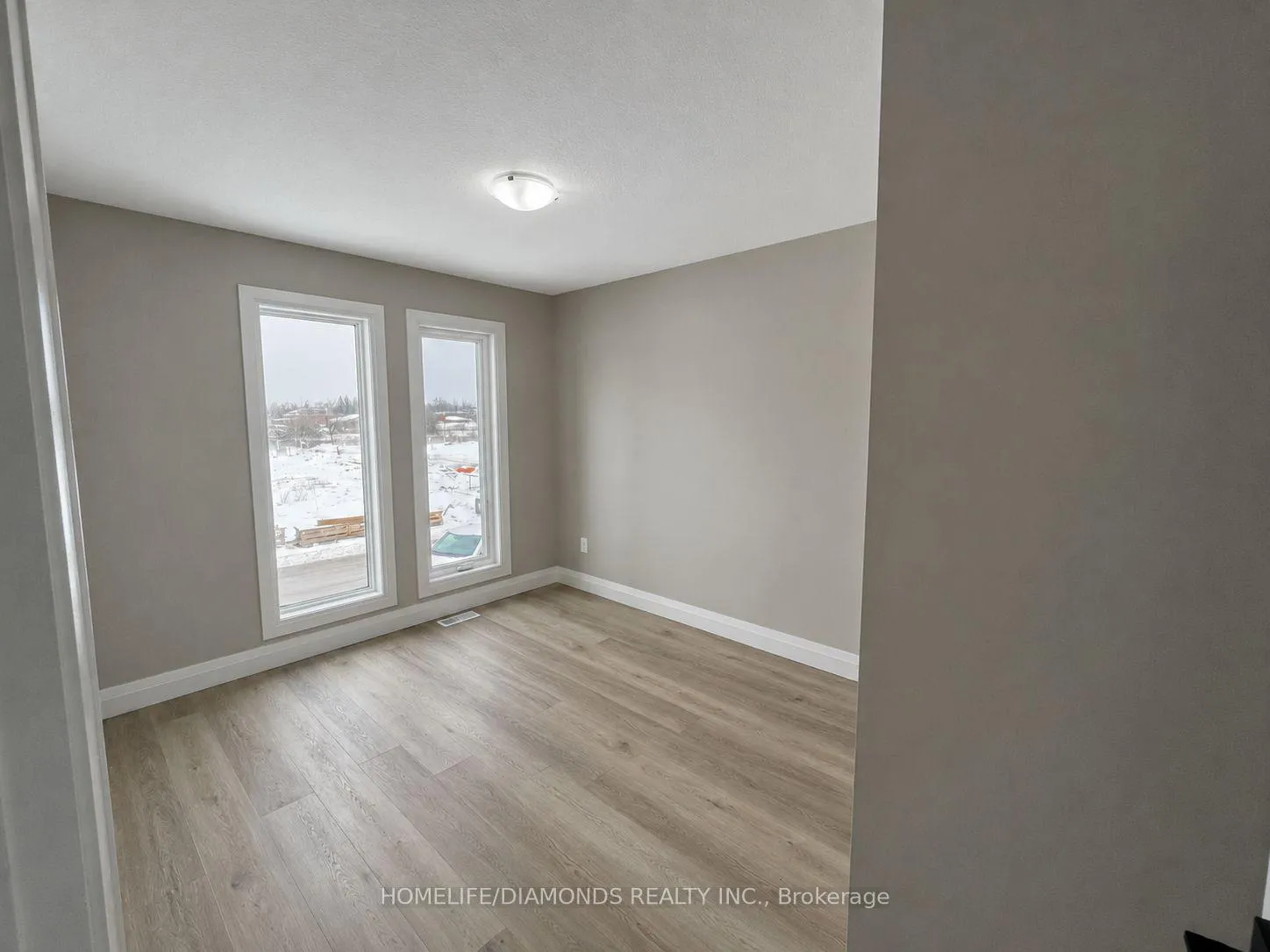 Photo 7 of 60 Keystone Trail, Welland, Lincoln/Crowland — HOMEH