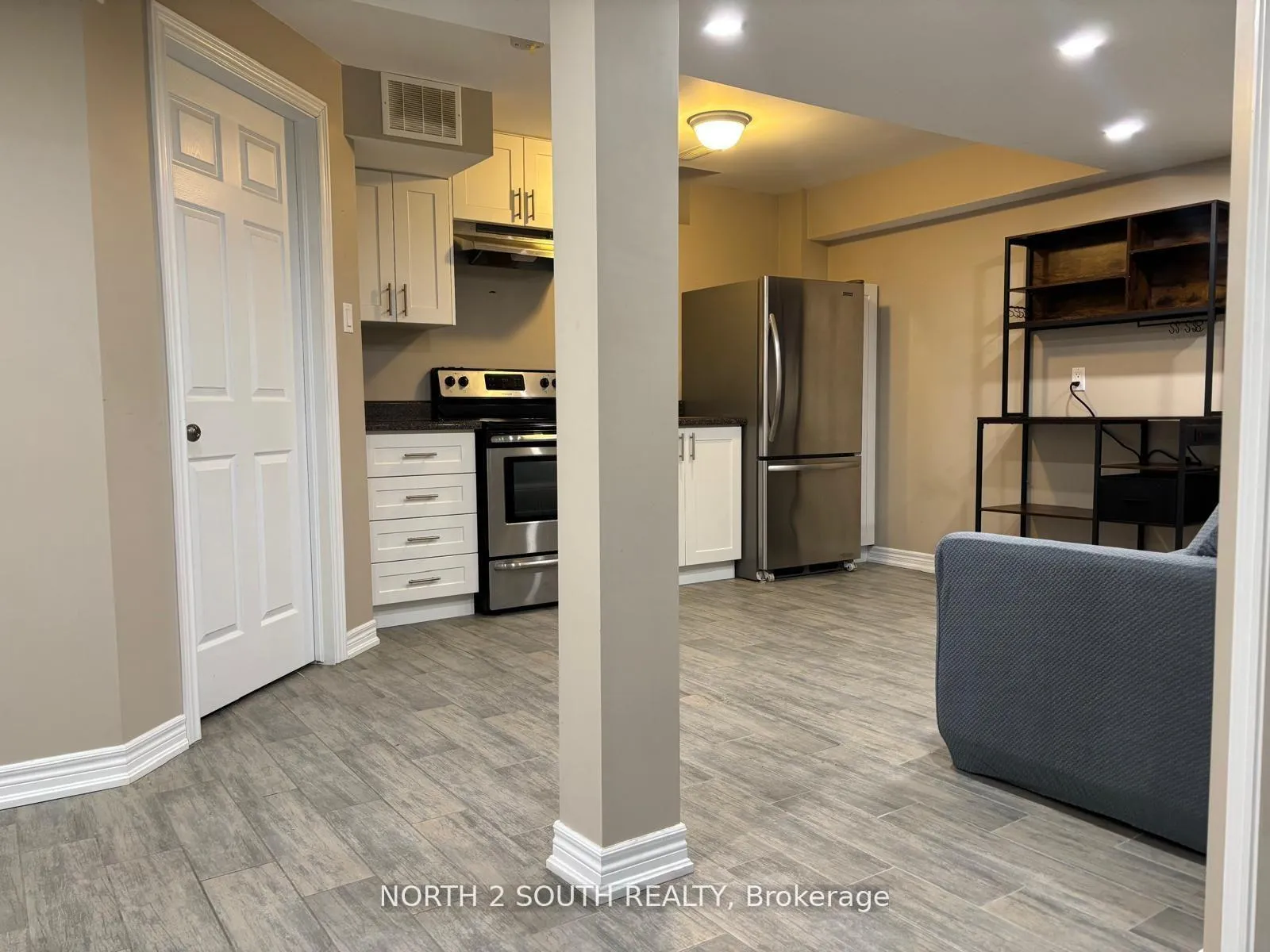 Photo 6 of Unit Bsmt, 23 Vanwood Crescent, Brampton, Vales of Castlemore — HOMEH