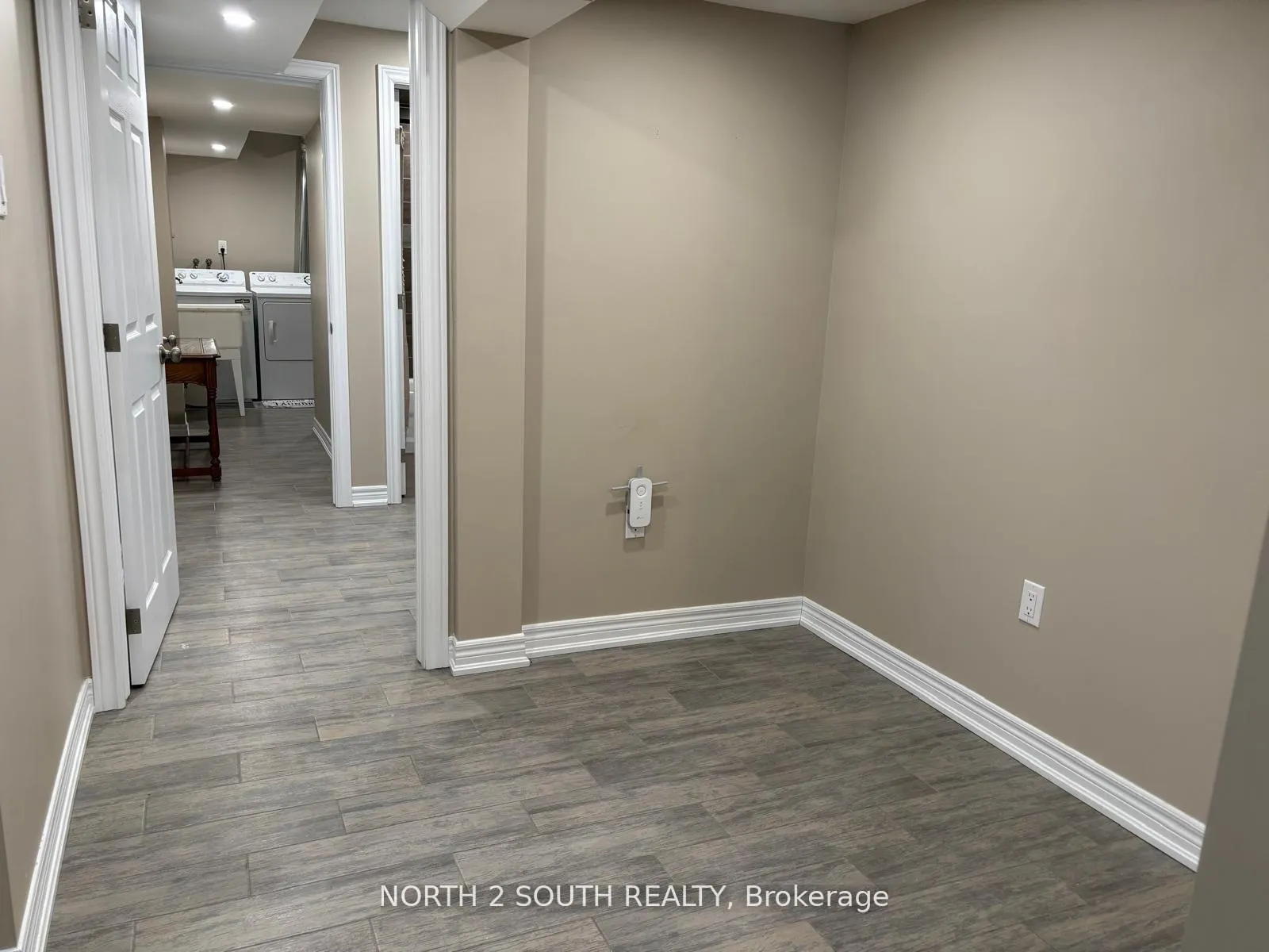Photo 9 of Unit Bsmt, 23 Vanwood Crescent, Brampton, Vales of Castlemore — HOMEH