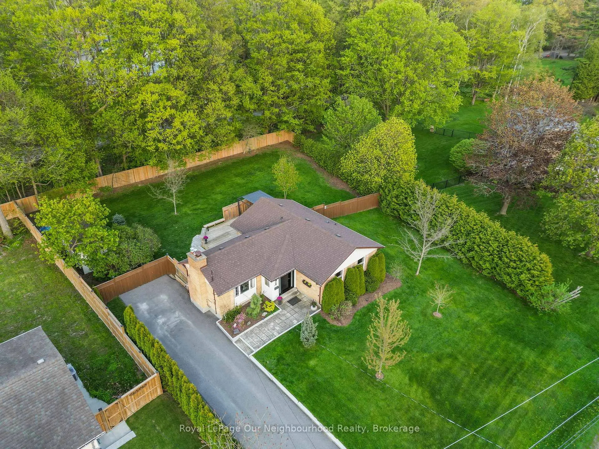 Photo 3 of 58 Hamilton Avenue, Cobourg — HOMEH