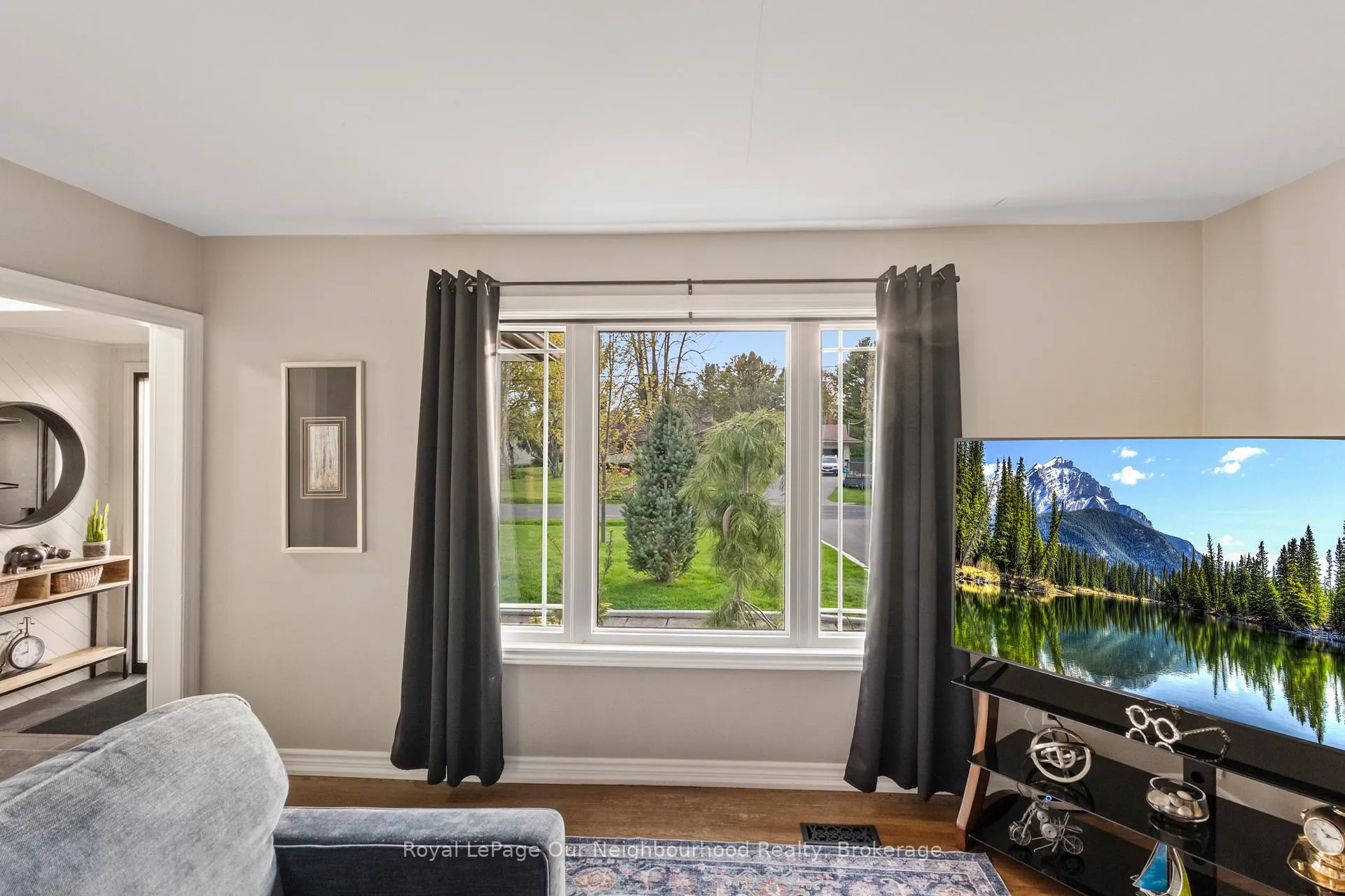 Photo 9 of 58 Hamilton Avenue, Cobourg — HOMEH
