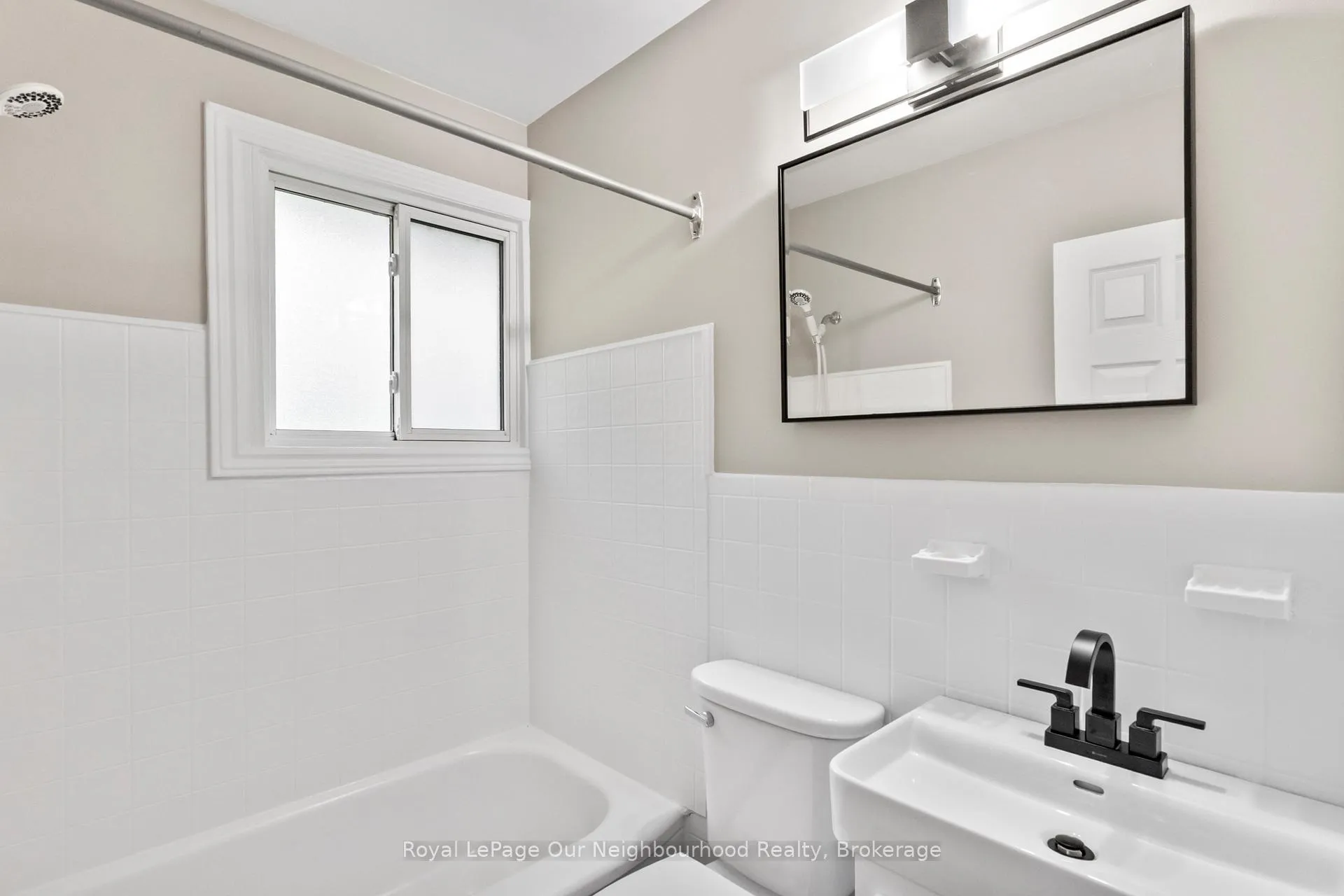 Photo 21 of 58 Hamilton Avenue, Cobourg — HOMEH