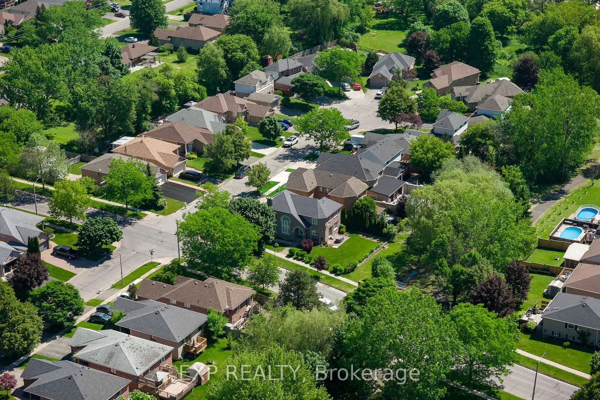 Photo 43 of 3 Madison Court E, Welland, N. Welland — HOMEH