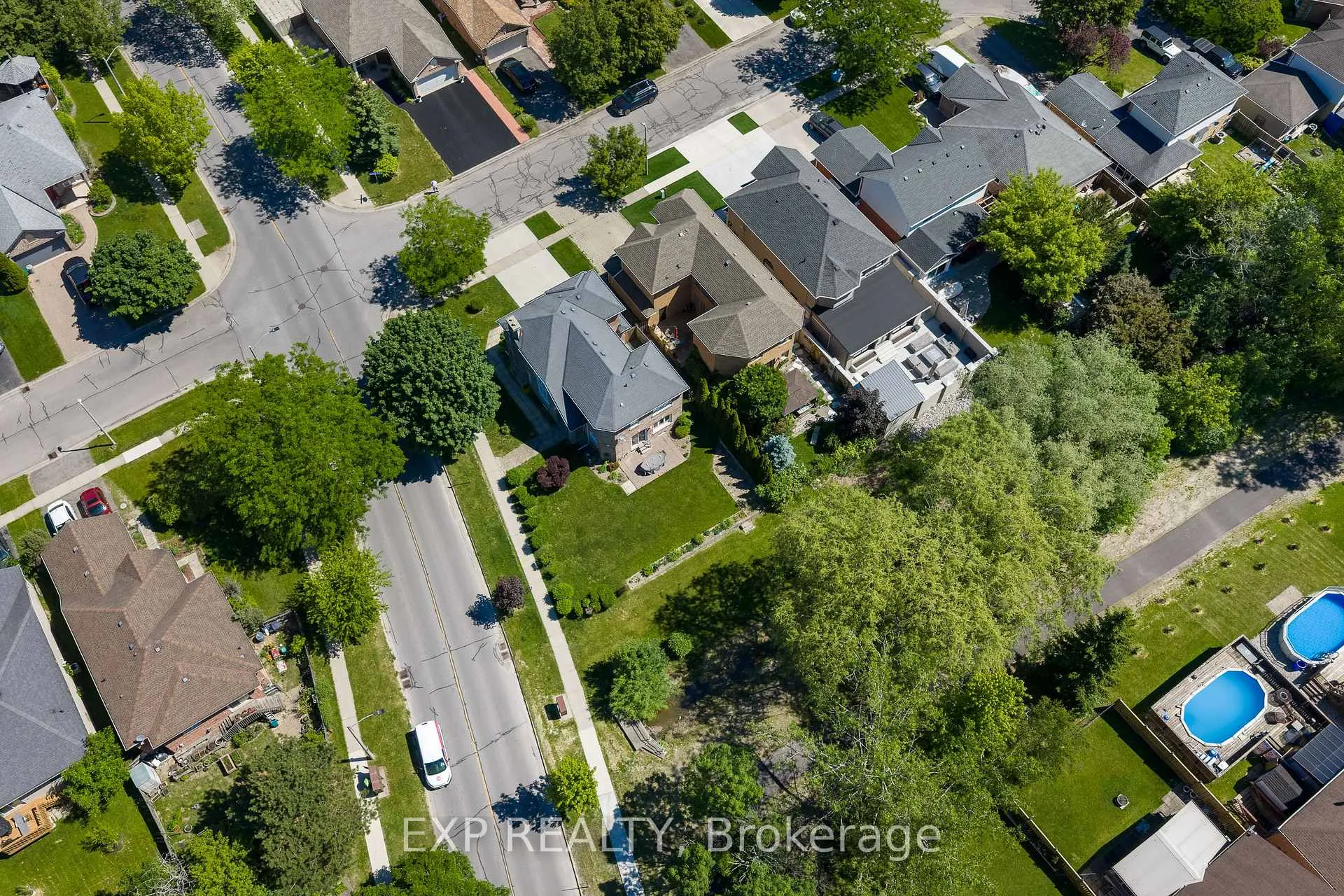 Photo 45 of 3 Madison Court E, Welland, N. Welland — HOMEH