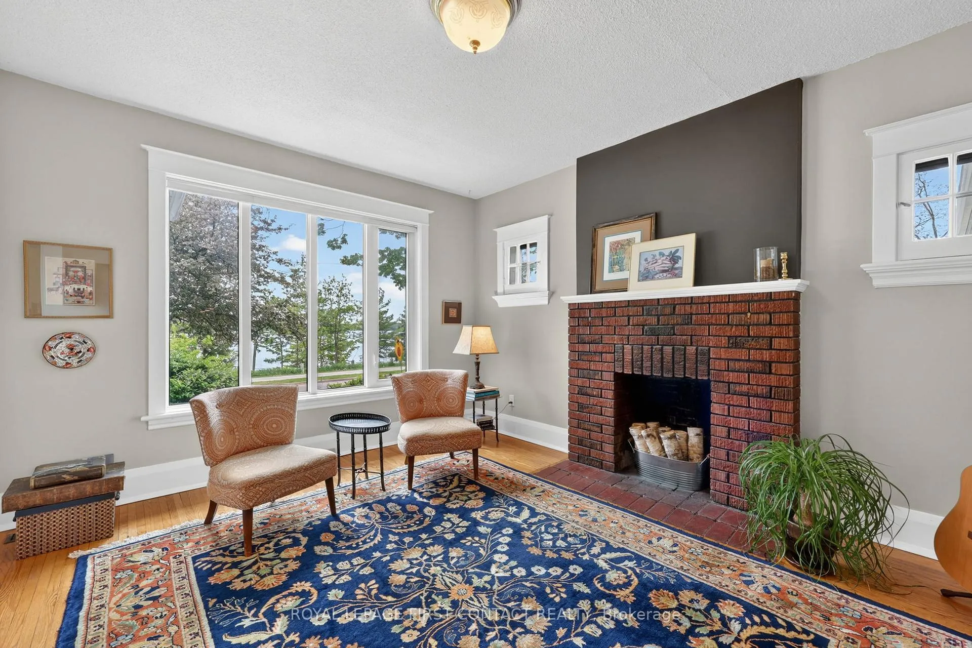 Photo 17 of 162 Kempenfelt Drive, Barrie, North Shore — HOMEH