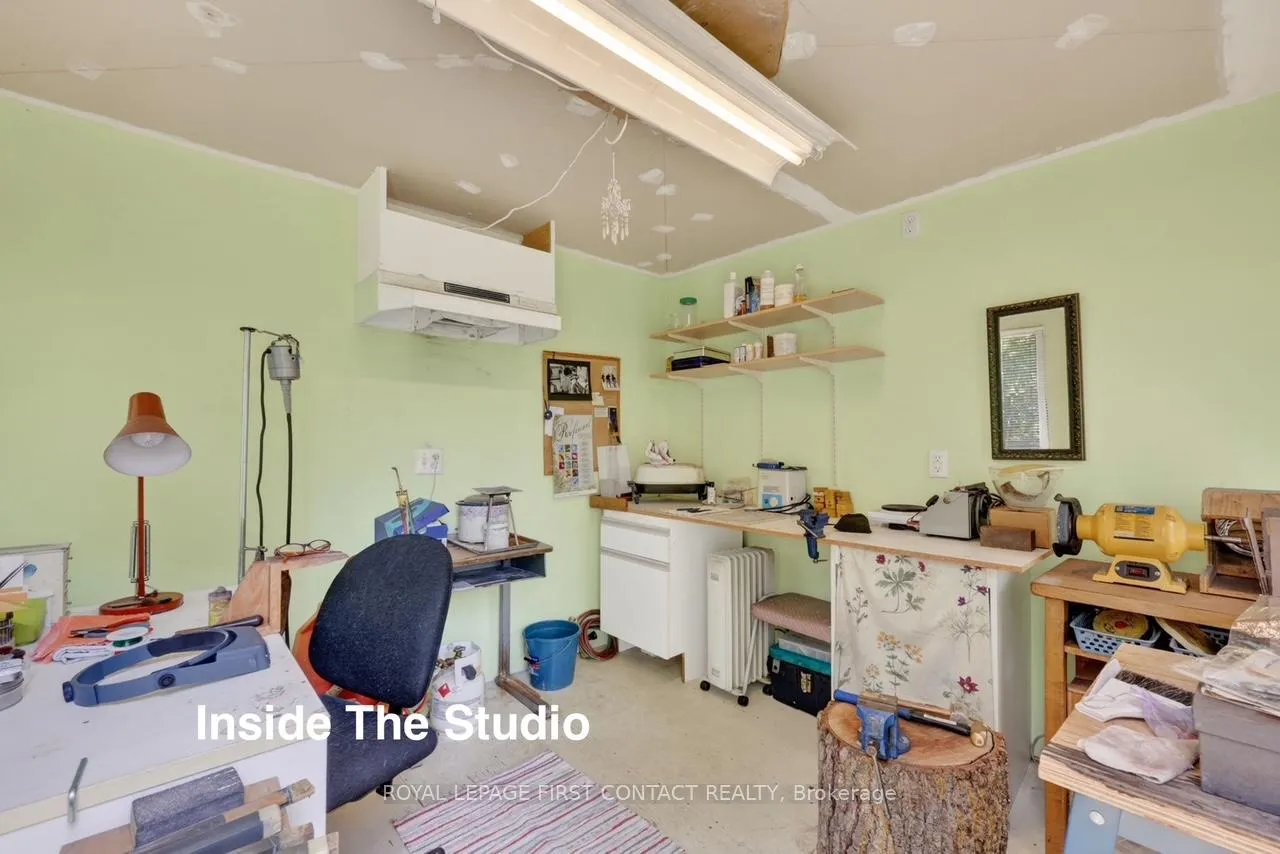 Photo 45 of 162 Kempenfelt Drive, Barrie, North Shore — HOMEH