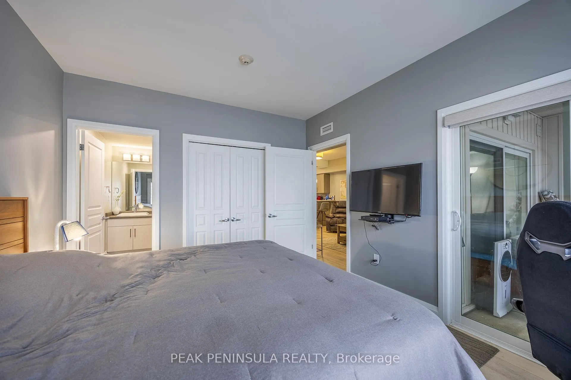 Photo 6 of Unit 208, 12 Erie Boulevard, Norfolk, Rural S. Walsingham — HOMEH