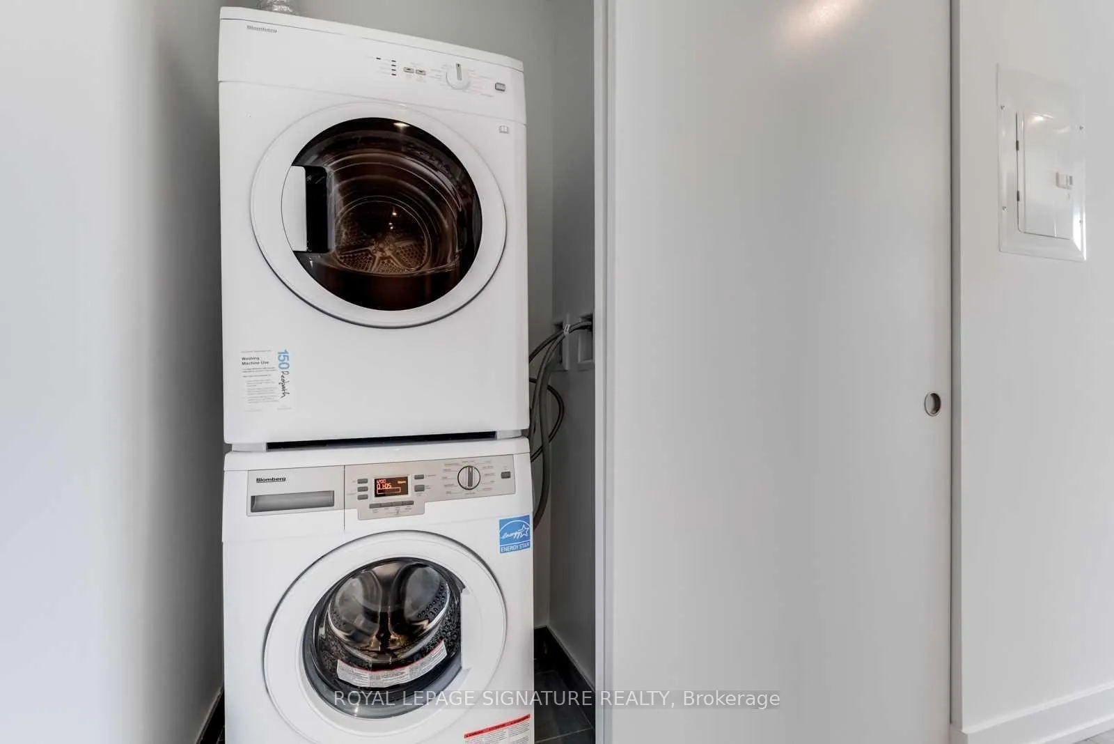 Photo 14 of Unit 903, 161 Roehampton Avenue, Toronto, Mount Pleasant West — HOMEH