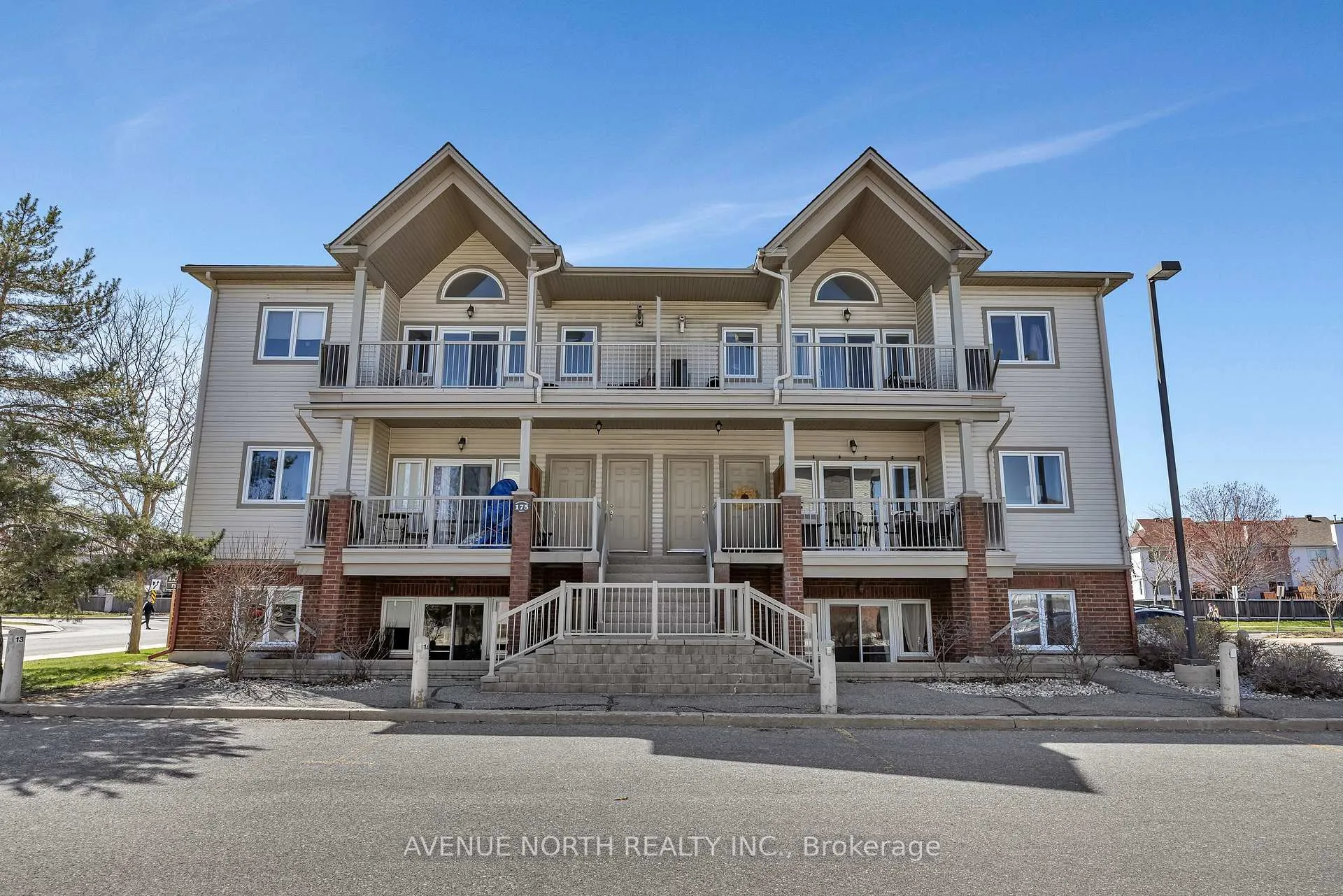 Photo 7 of Unit 4, 175 Waterbridge Drive, Ottawa, Barrhaven East — HOMEH