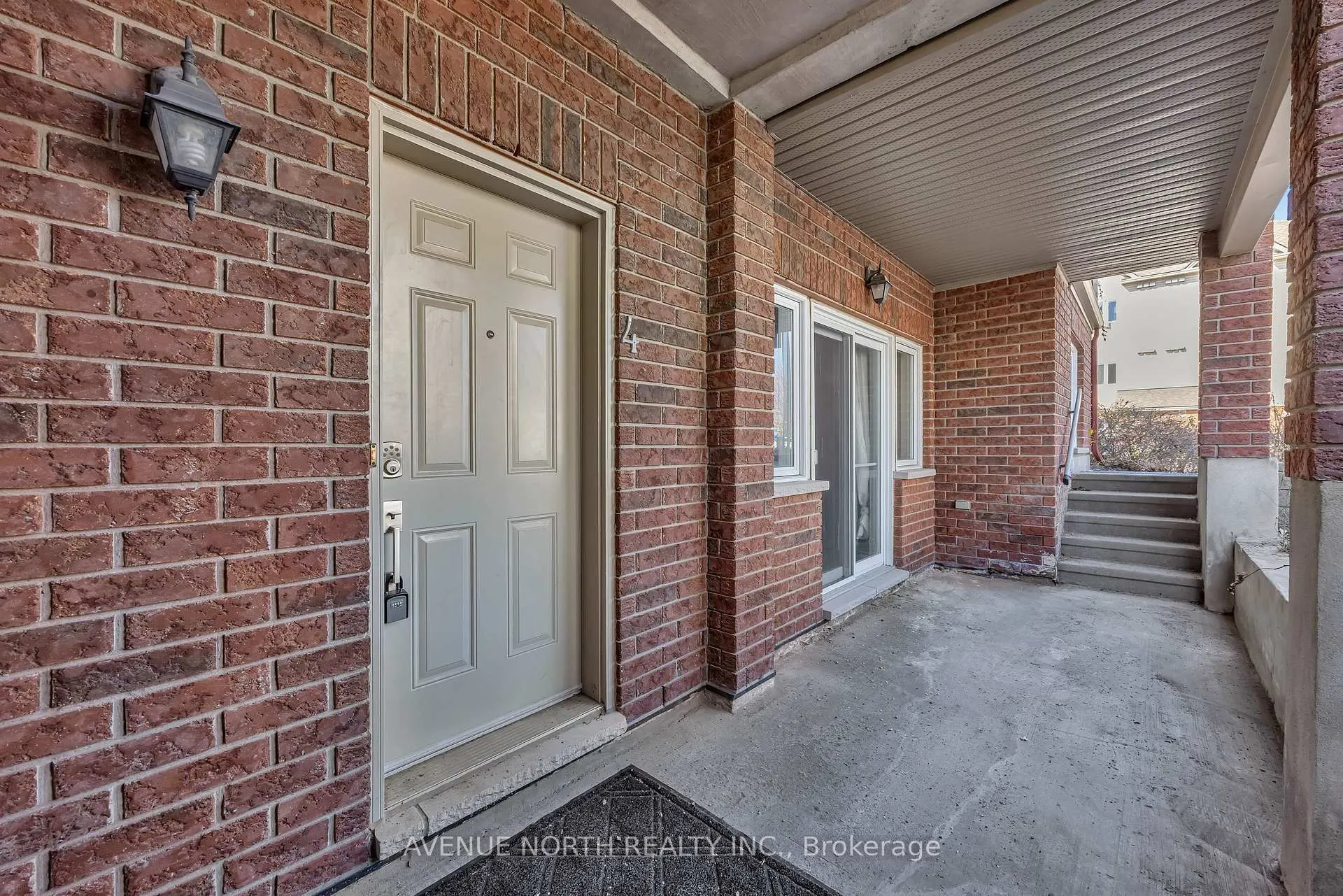 Photo 9 of Unit 4, 175 Waterbridge Drive, Ottawa, Barrhaven East — HOMEH